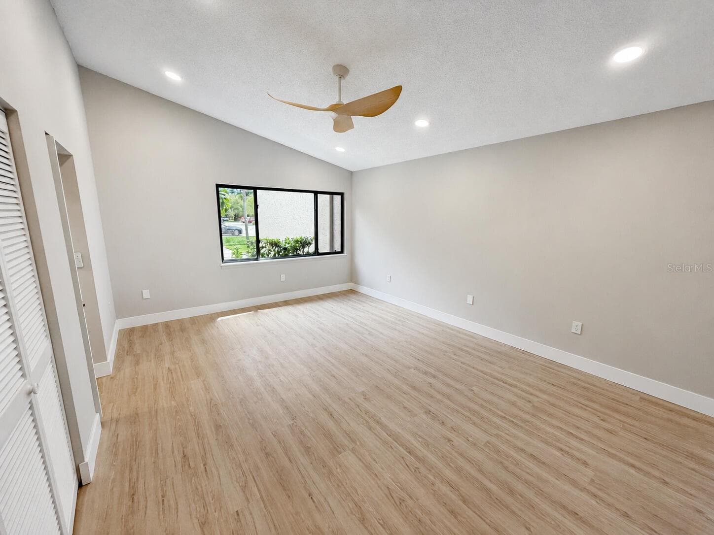 Condominium at 971 SUNRIDGE DR #110, SARASOTA, photo 8 of 22
