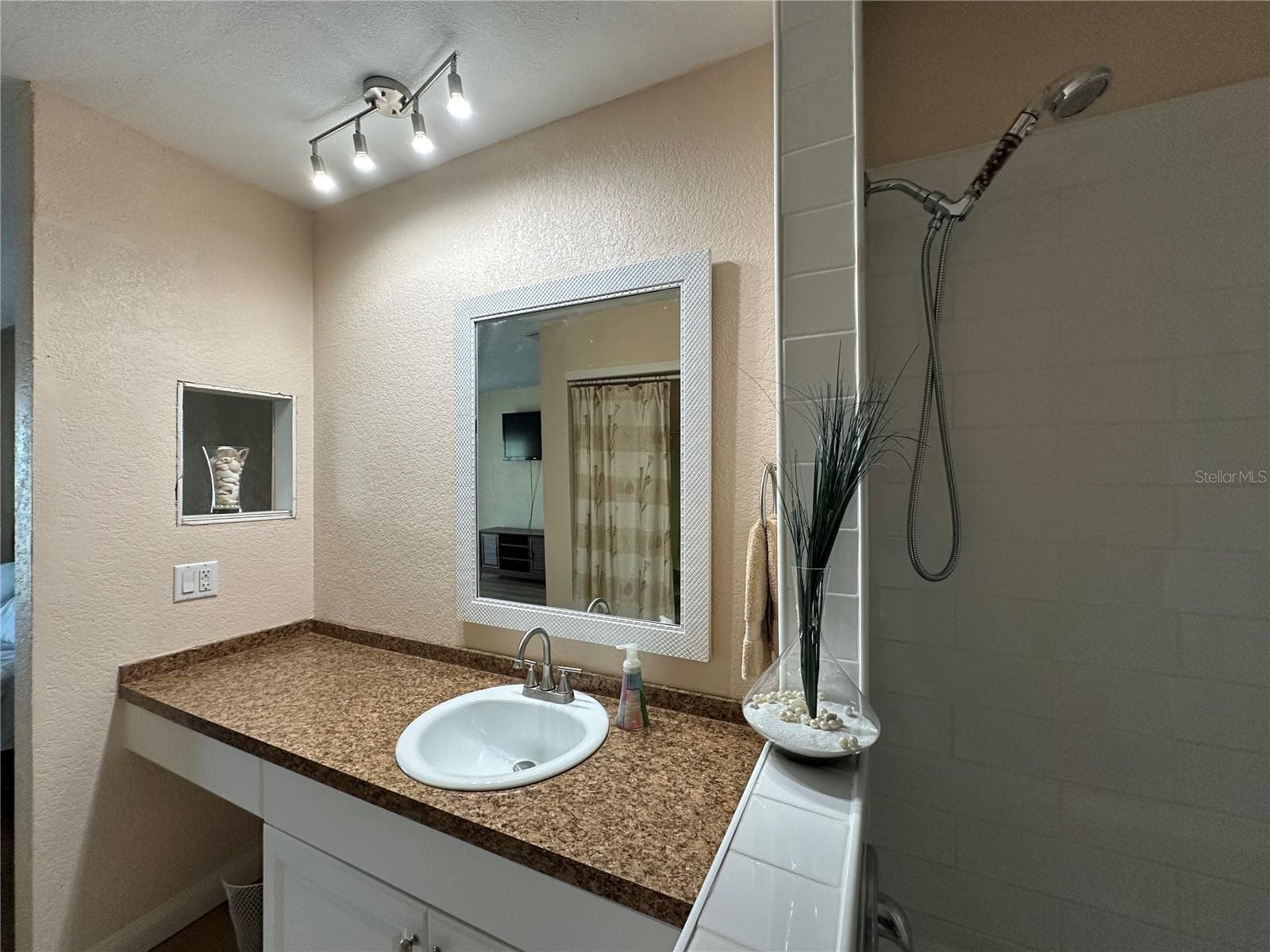 Townhouse at 26282 RAMPART BLVD #207G, PUNTA GORDA, photo 16 of 31