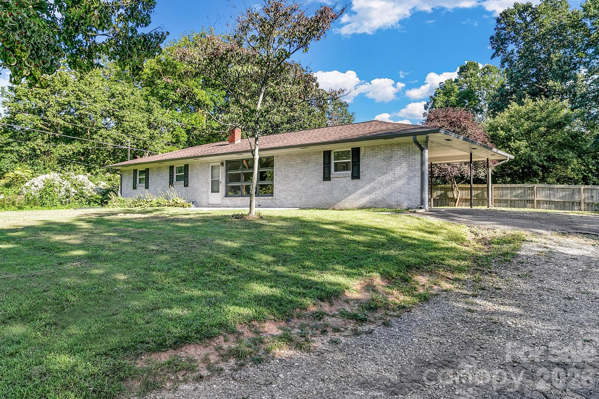 Single Family Residence at 25 Hickory Tree Road, Asheville, photo 3 of 46