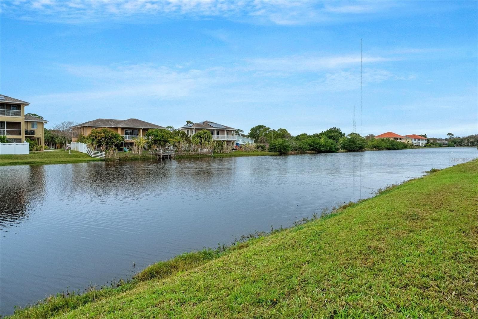 Bypass Canal - 112 ELMWOOD CIR #112, SEMINOLE