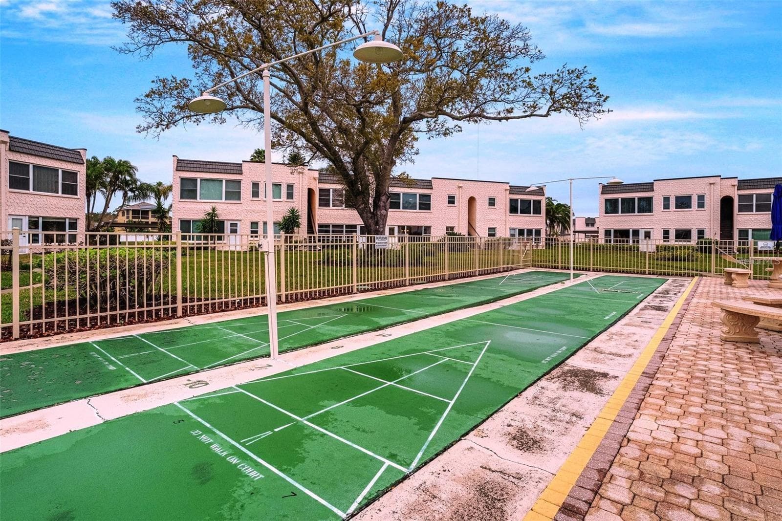 Shuffleboard Court - 112 ELMWOOD CIR #112, SEMINOLE