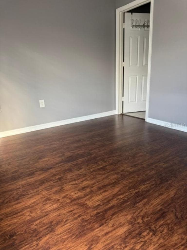2nd bedroom facing bath door - 8542 BRUSHLEAF WAY, TAMPA
