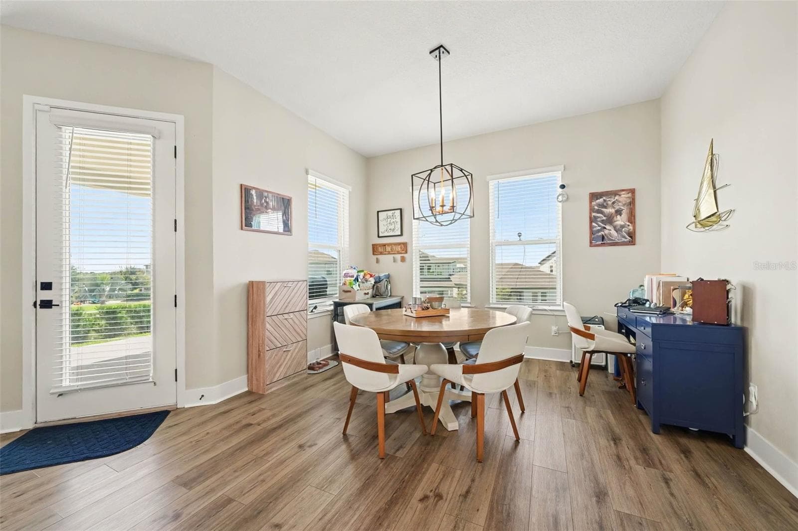 Single Family Residence at 16260 SILVER GROVE BLVD, WINTER GARDEN, photo 11 of 51