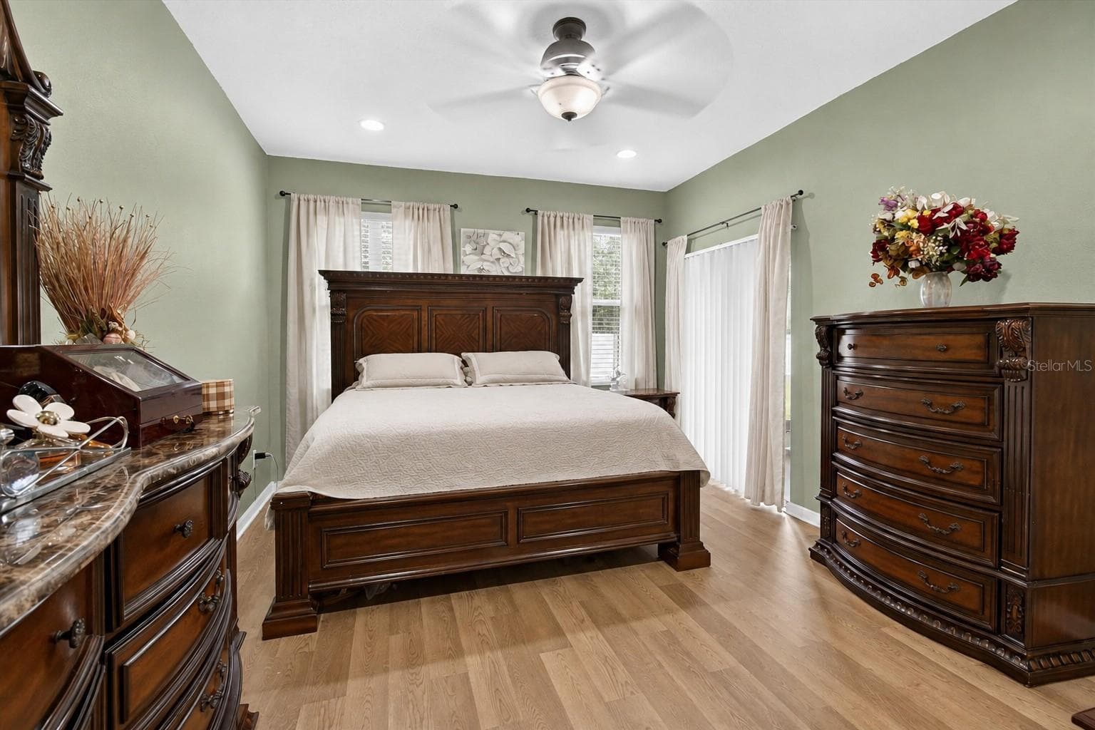 Townhouse at 2169 BROADWAY VIEW AVE, BRANDON, photo 9 of 22