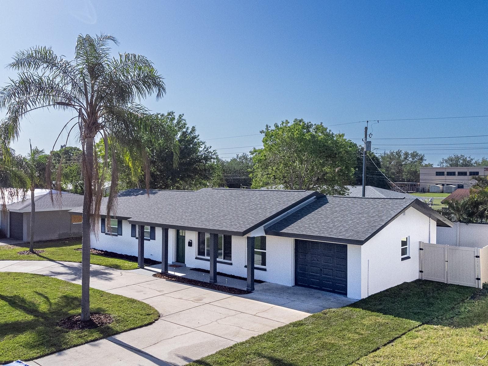 Single Family Residence at 352 79TH AVE NE, ST PETERSBURG, photo 2 of 39
