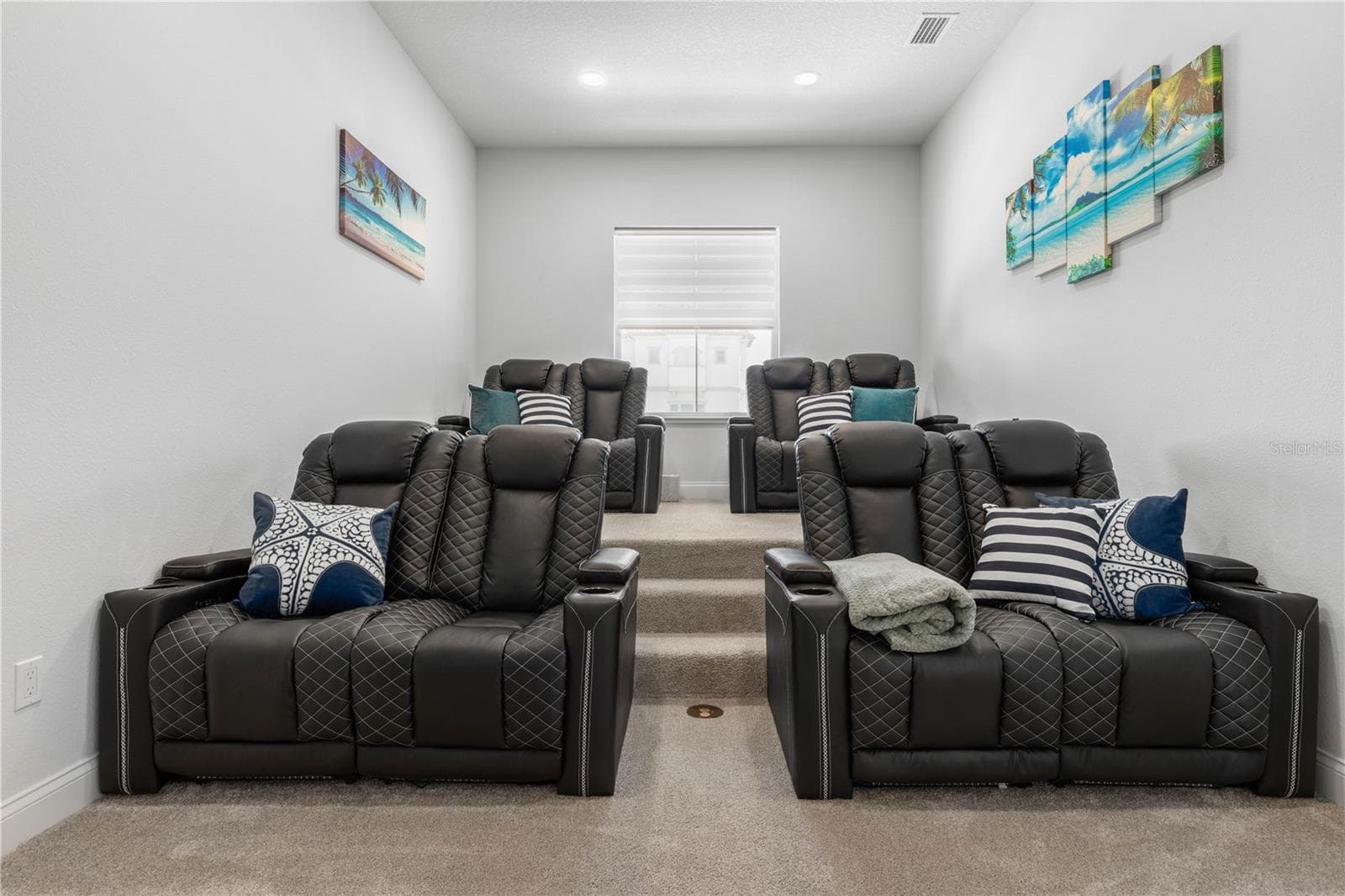 It's movie time in your personal home theater! - 23 OCEAN RIDGE BLVD N, PALM COAST