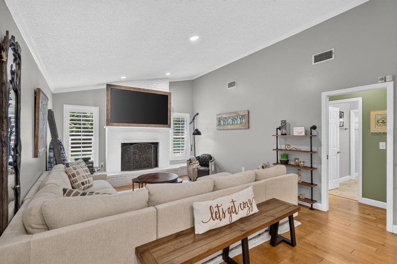 Single Family Residence at 4395 OAK VIEW DR, SARASOTA, photo 33 of 83