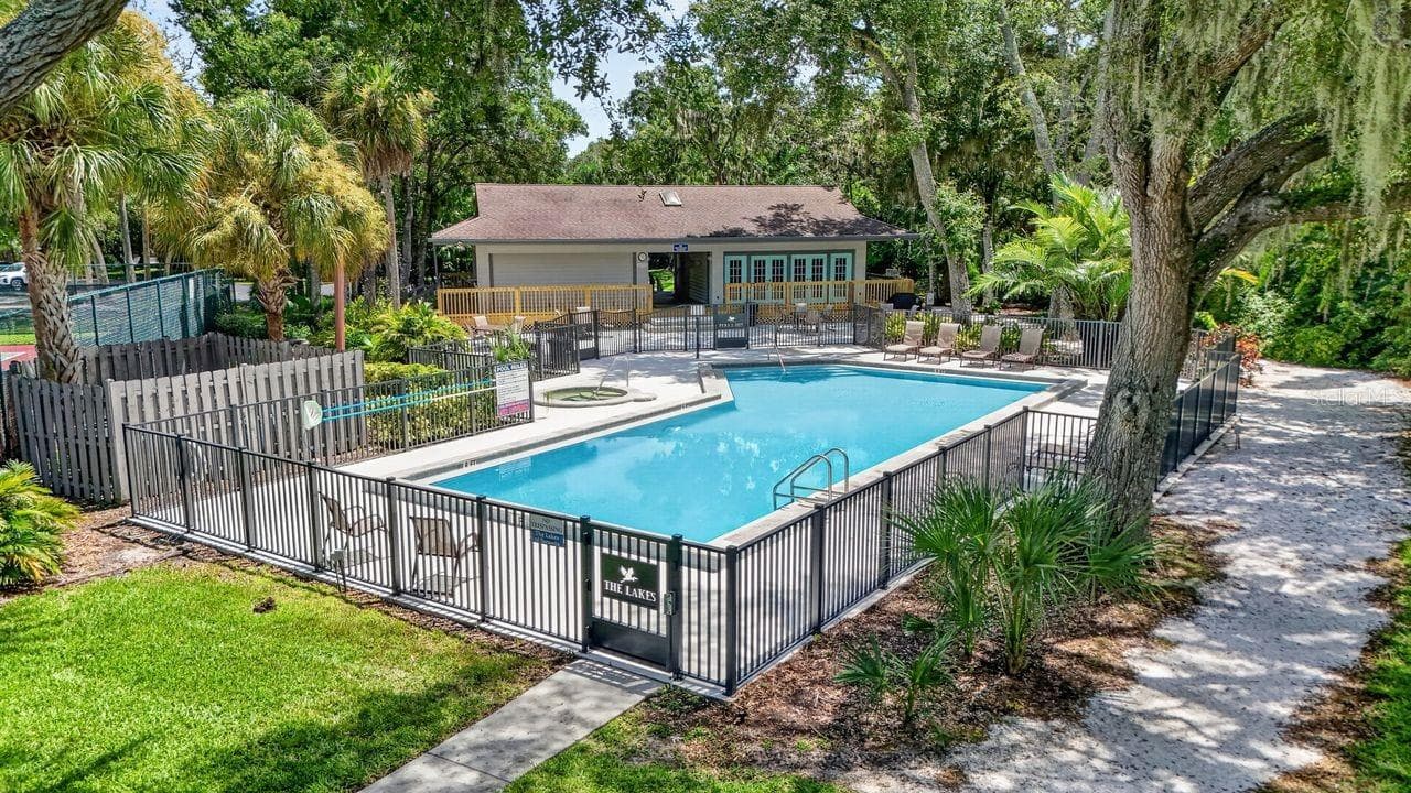 Single Family Residence at 4395 OAK VIEW DR, SARASOTA, photo 67 of 83