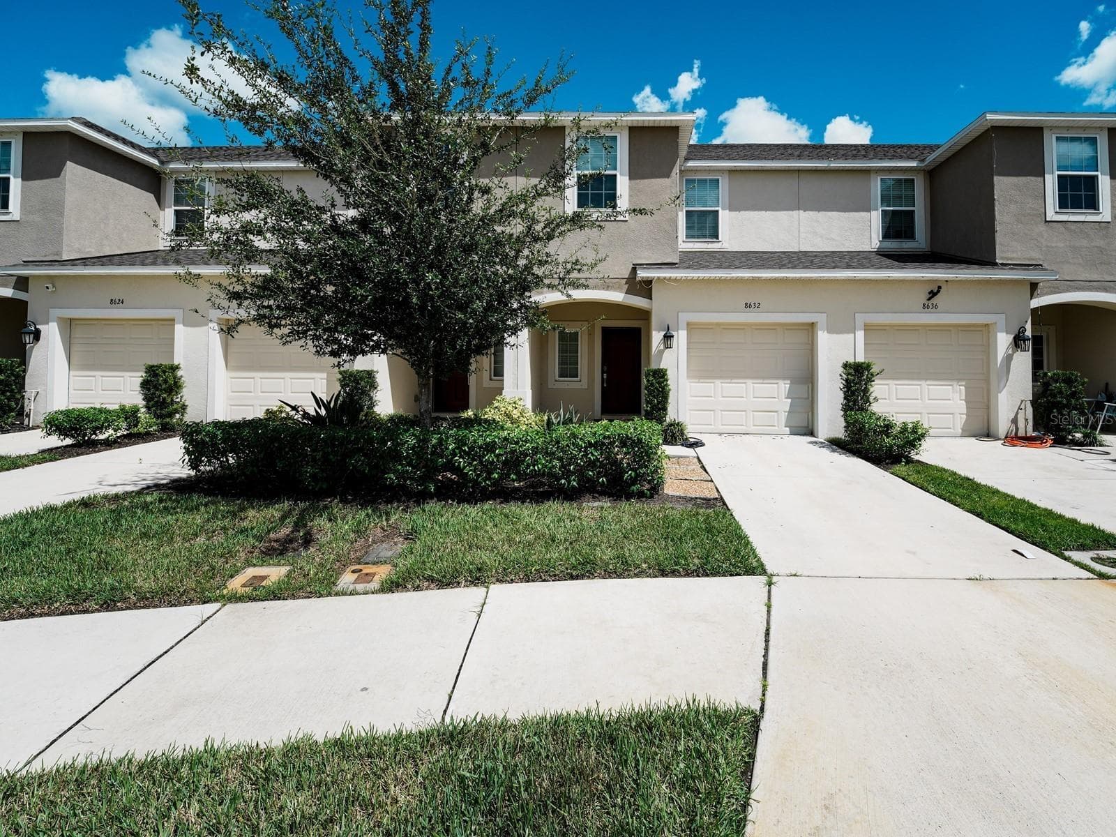 Townhouse at 8632 LUNAR SKYE ST, SARASOTA, photo 6 of 44
