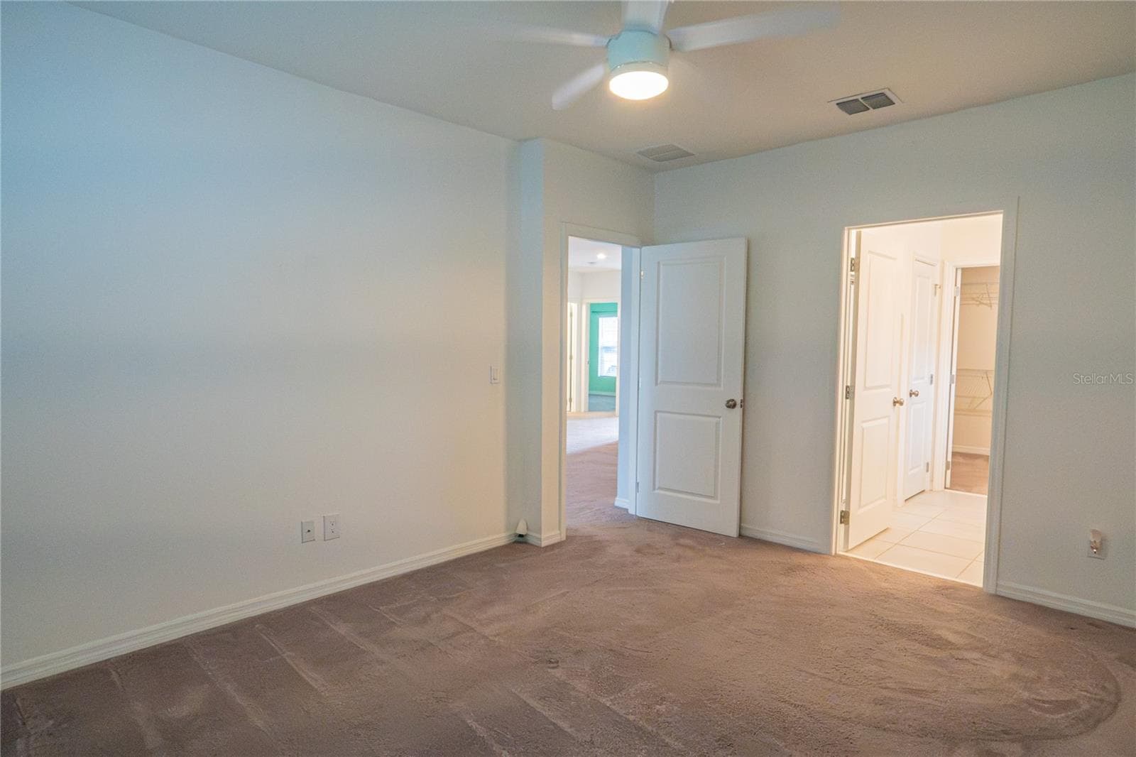 Single Family Residence at 14305 HIDDEN CT, CLERMONT, photo 16 of 39