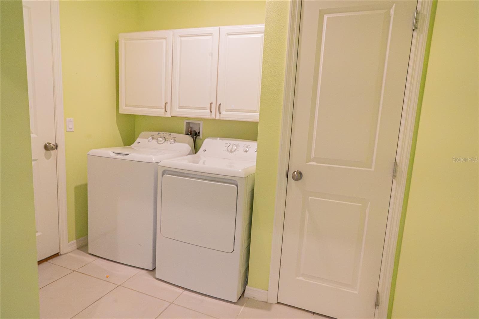Single Family Residence at 14305 HIDDEN CT, CLERMONT, photo 32 of 39