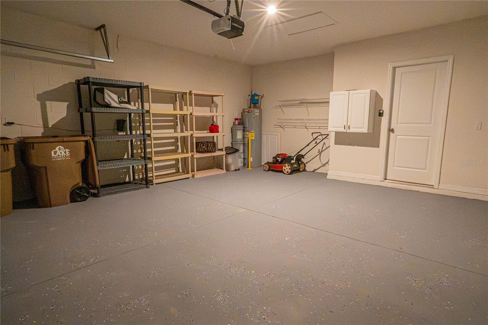 Single Family Residence at 14305 HIDDEN CT, CLERMONT, photo 33 of 39
