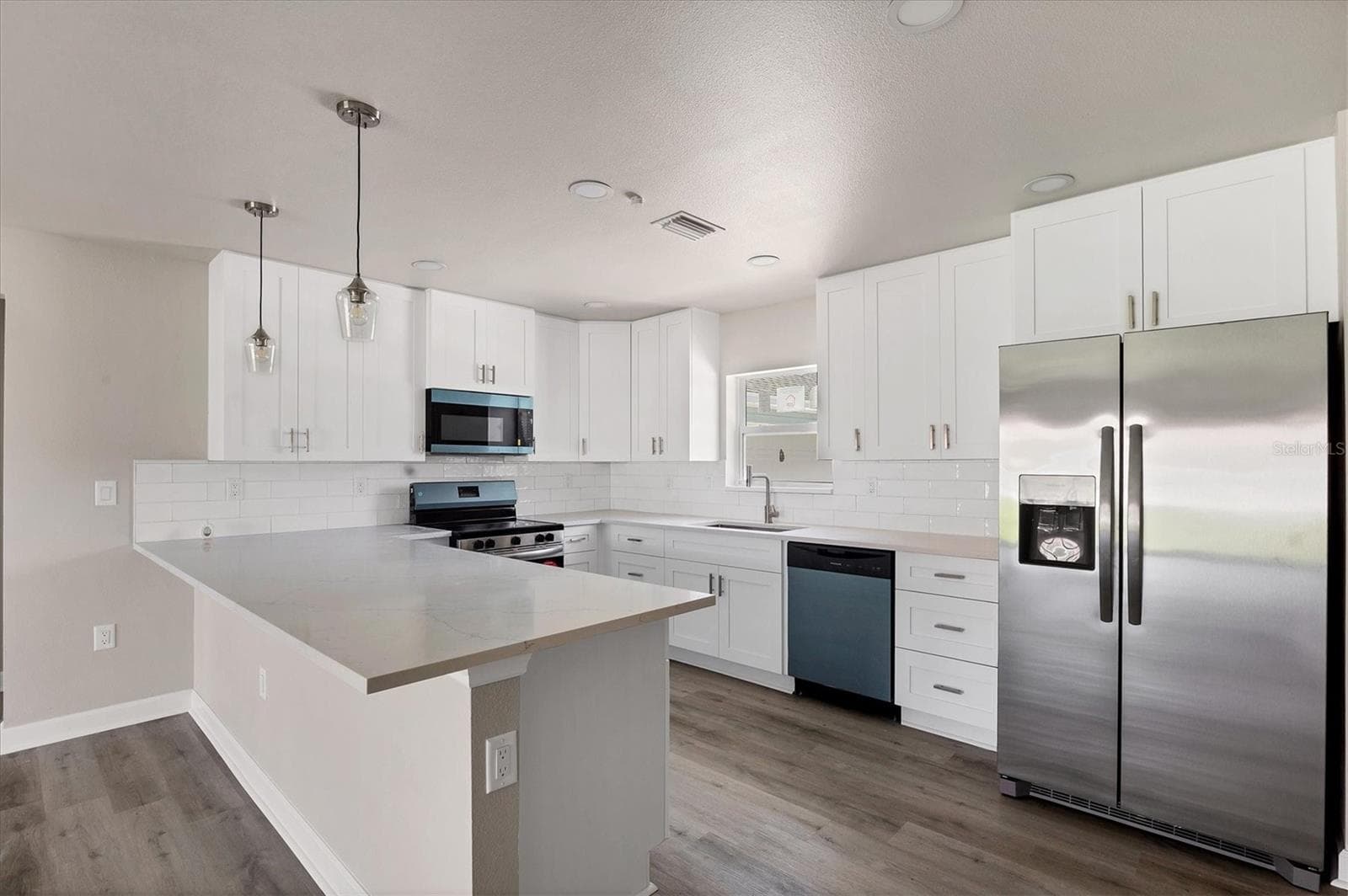 Triplex at 238 BOUNDARY BLVD, ROTONDA WEST, photo 22 of 52