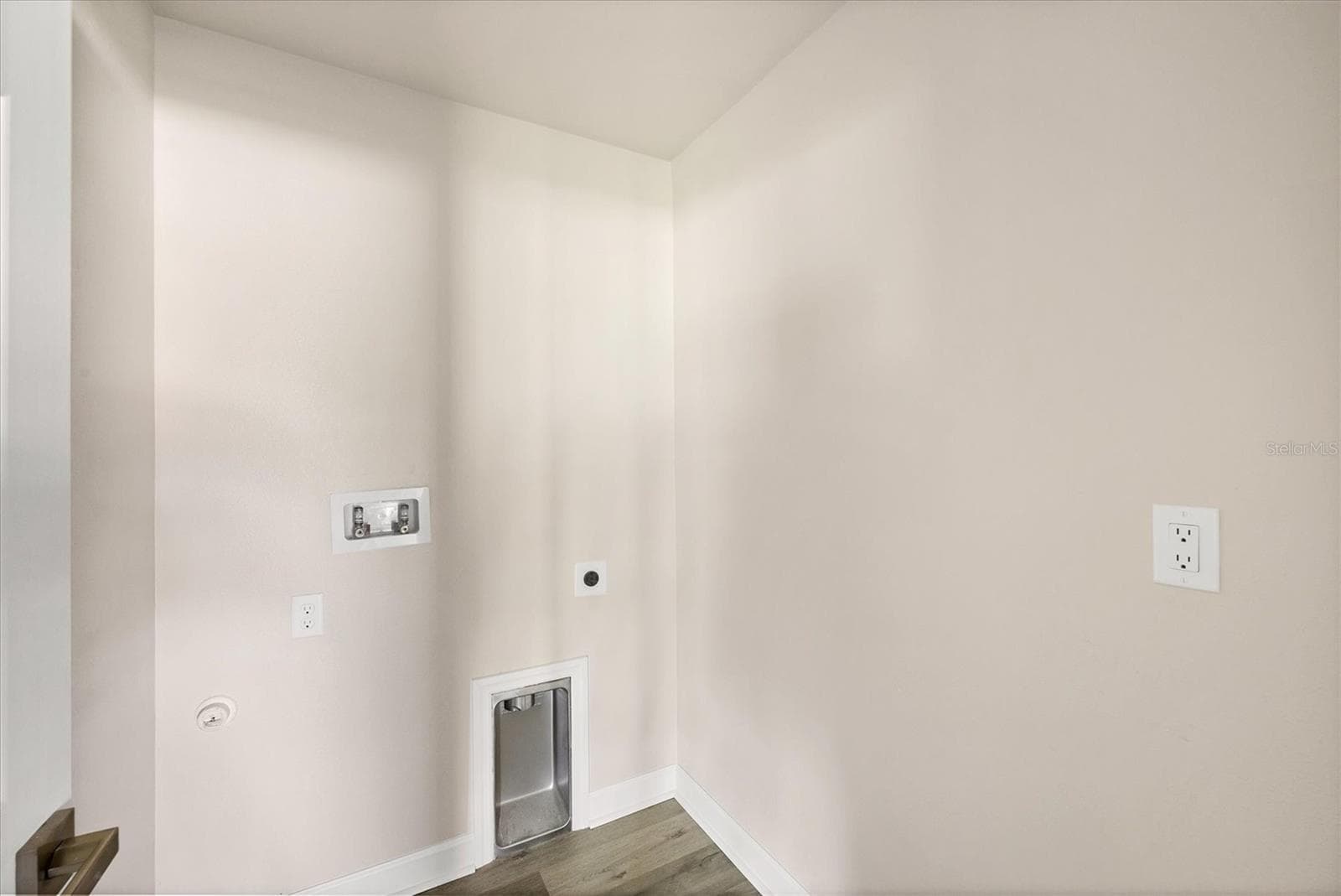 Triplex at 238 BOUNDARY BLVD, ROTONDA WEST, photo 30 of 52