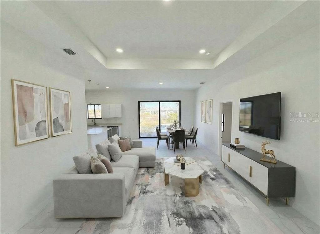 virtually staged - 4333 NW 34TH LN, CAPE CORAL