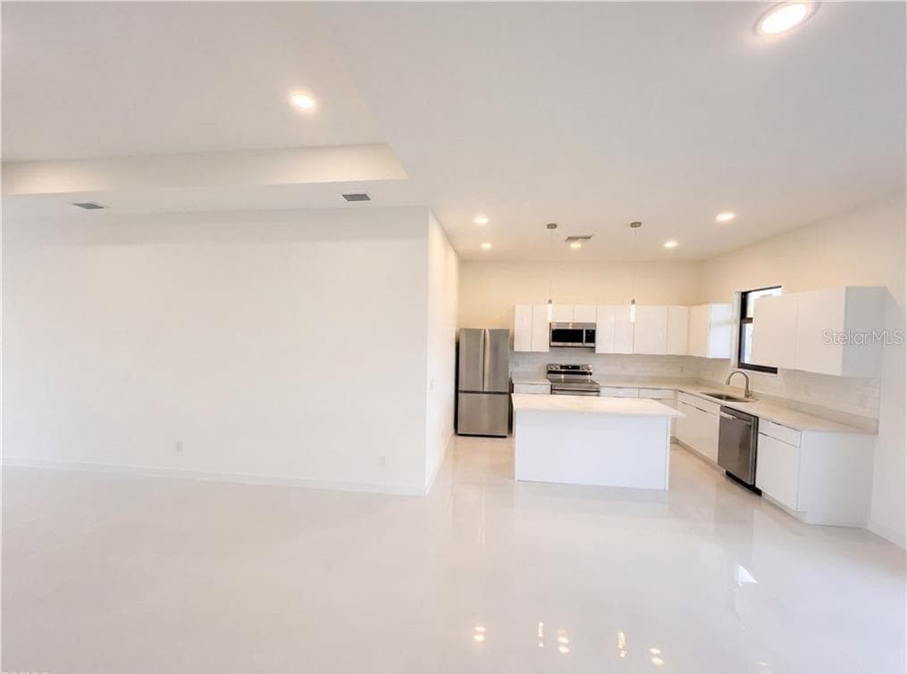 Single Family Residence at 4333 NW 34TH LN, CAPE CORAL, photo 8 of 26