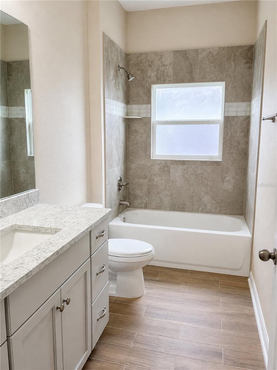 Single Family Residence at 411 SHANNON ESTATES CT, PLANT CITY, photo 11 of 17