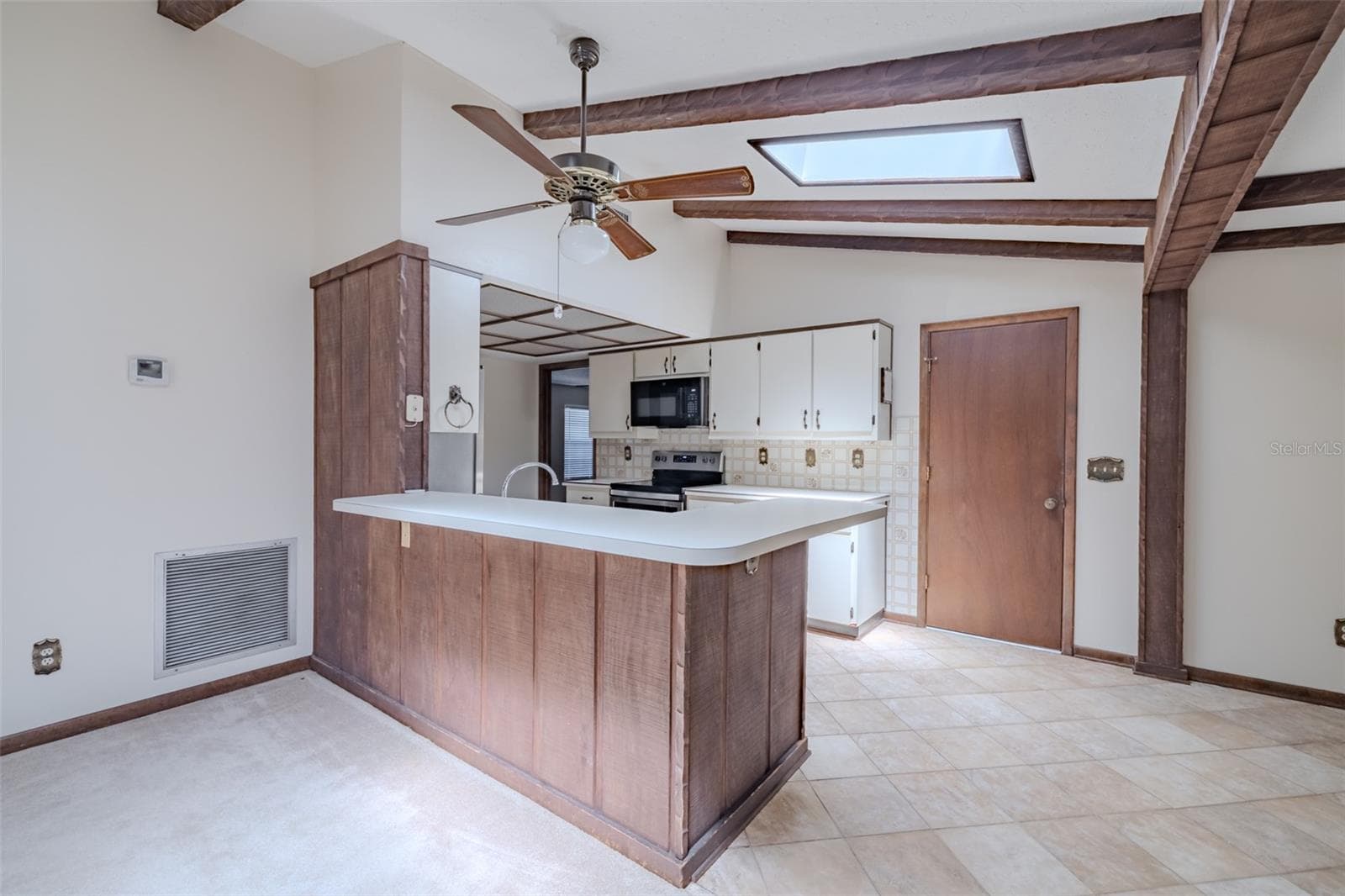 Single Family Residence at 501 BRYAN RD, BRANDON, photo 20 of 40