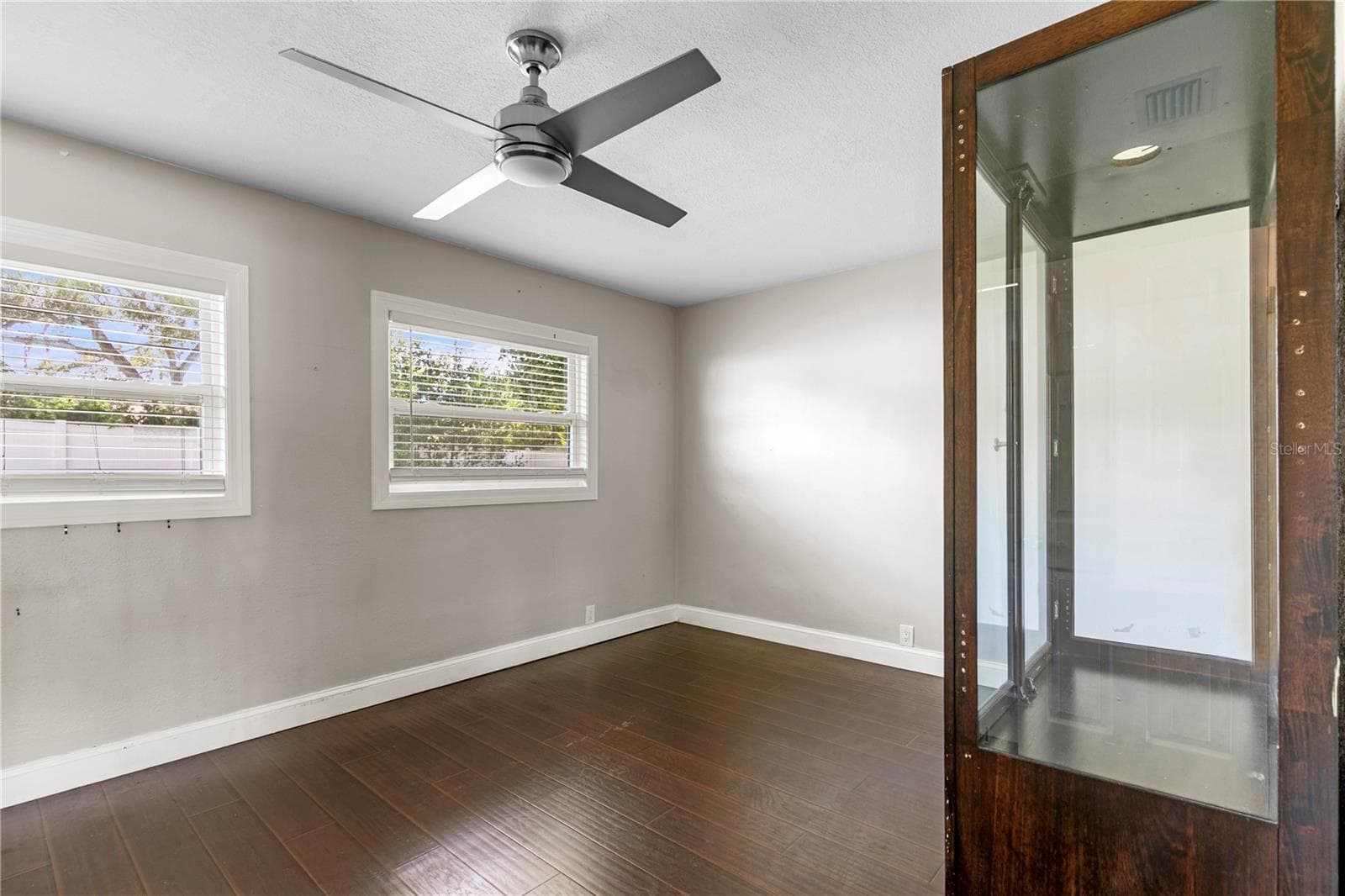 Single Family Residence at 1009 WOODLEY RD, CLEARWATER, photo 16 of 27