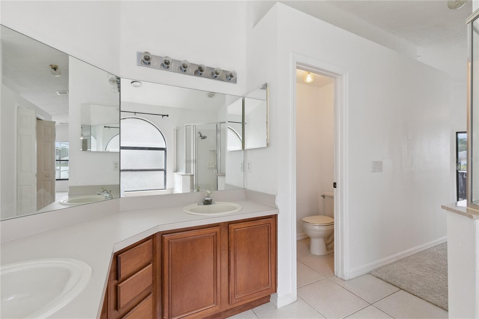 Single Family Residence at 509 HARDWOOD CIR, ORLANDO, photo 28 of 69
