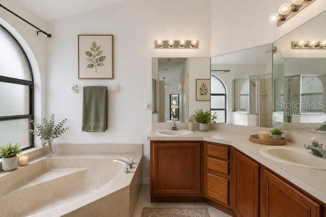 Virtually Staged - 509 HARDWOOD CIR, ORLANDO