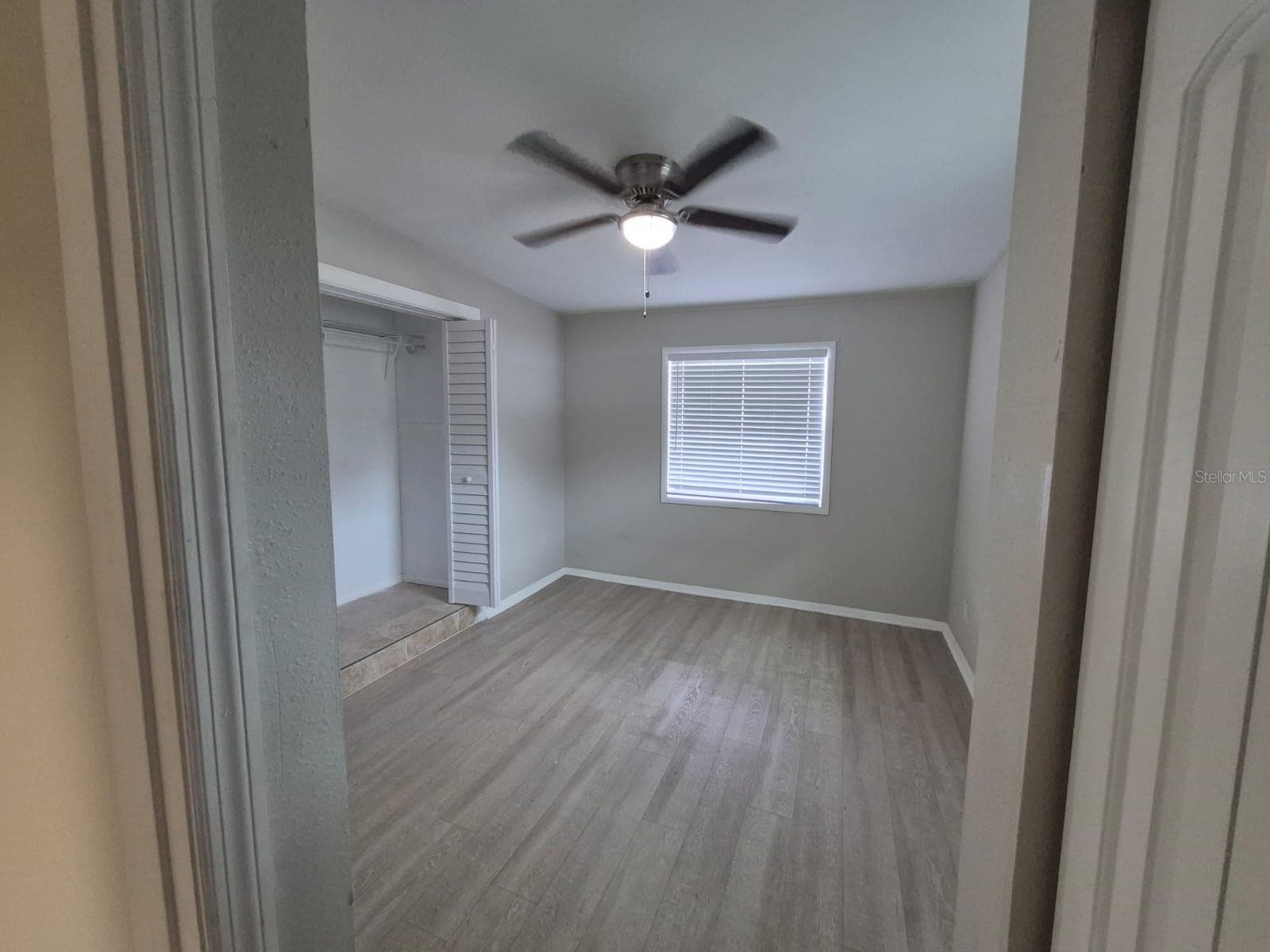 Single Family Residence at 918 VALMAR ST, BRANDON, photo 10 of 15