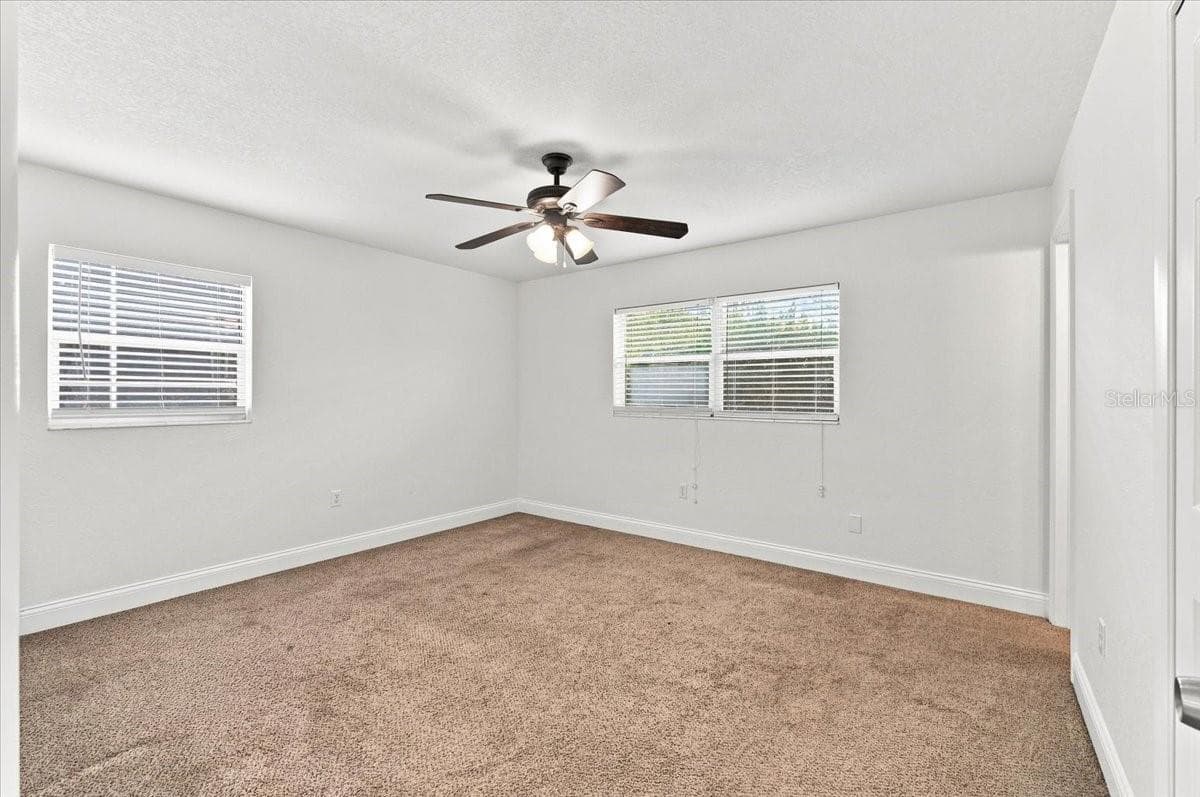 Primary bedroom - 121 LOWELL RD, WINTER HAVEN