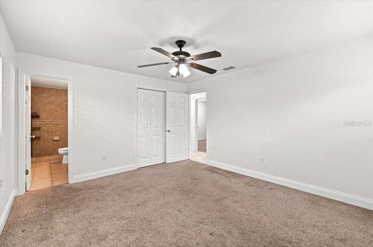 Primary bedroom - 121 LOWELL RD, WINTER HAVEN