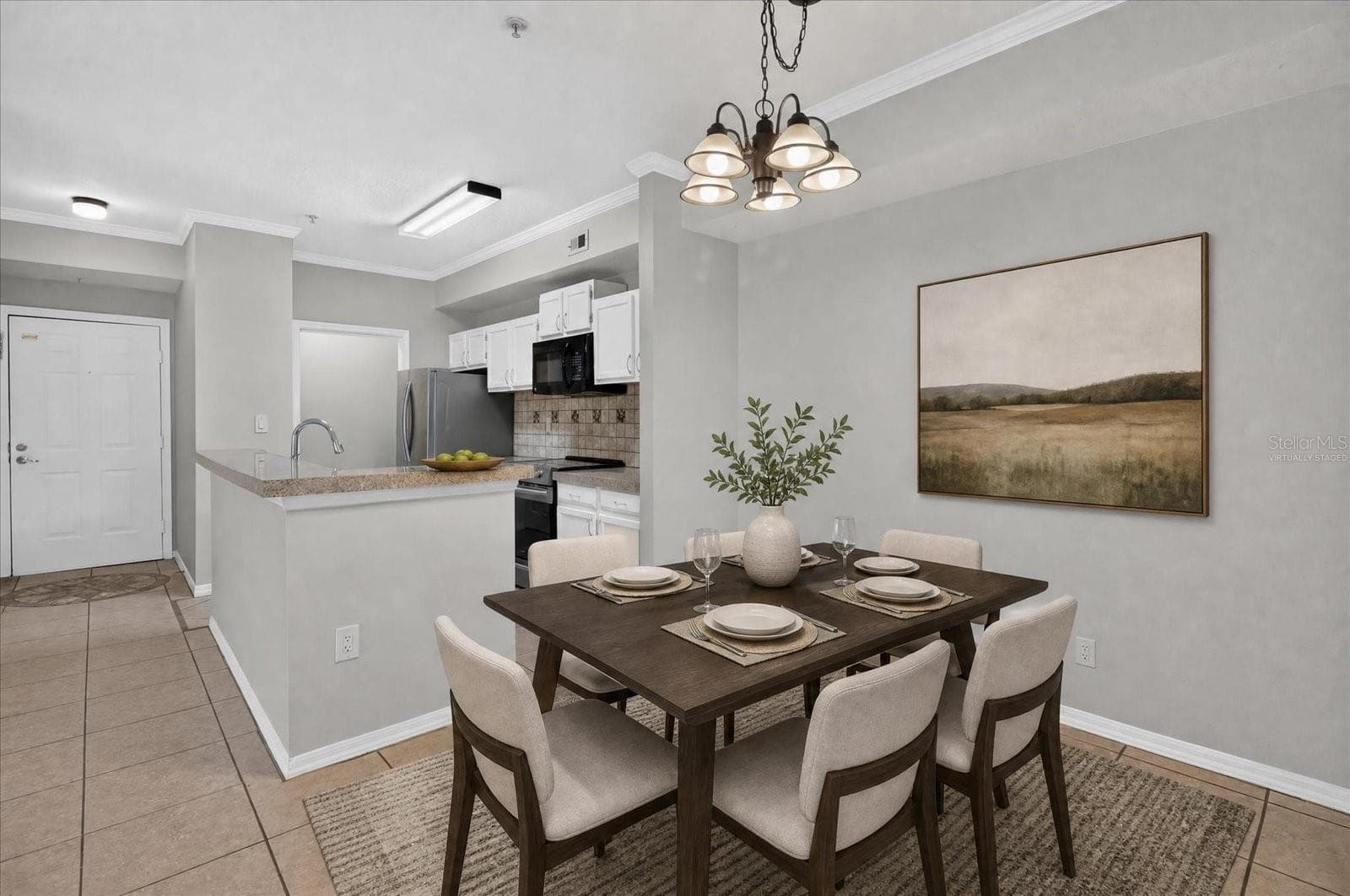 Virtually Staged - 5608 PINNACLE HEIGHTS CIR #305, TAMPA