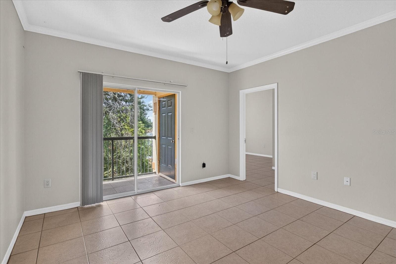 Condominium at 5608 PINNACLE HEIGHTS CIR #305, TAMPA, photo 13 of 34