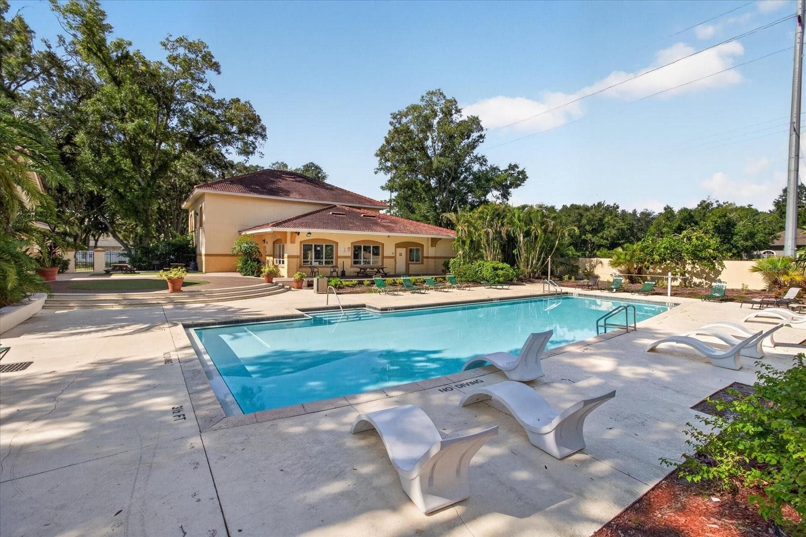 Condominium at 5608 PINNACLE HEIGHTS CIR #305, TAMPA, photo 30 of 34