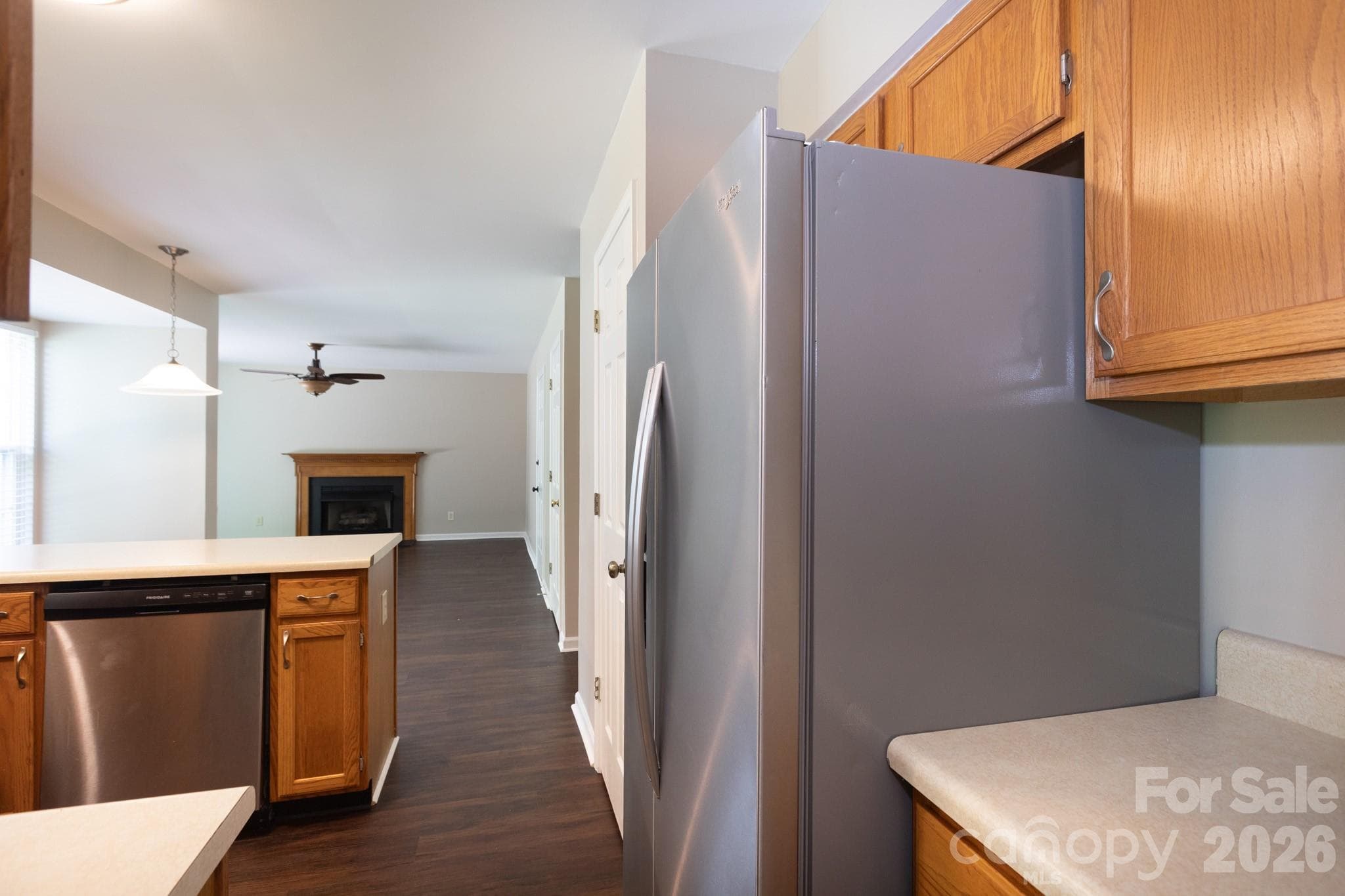 Single Family Residence at 5401 Groveton Court, Charlotte, photo 8 of 31
