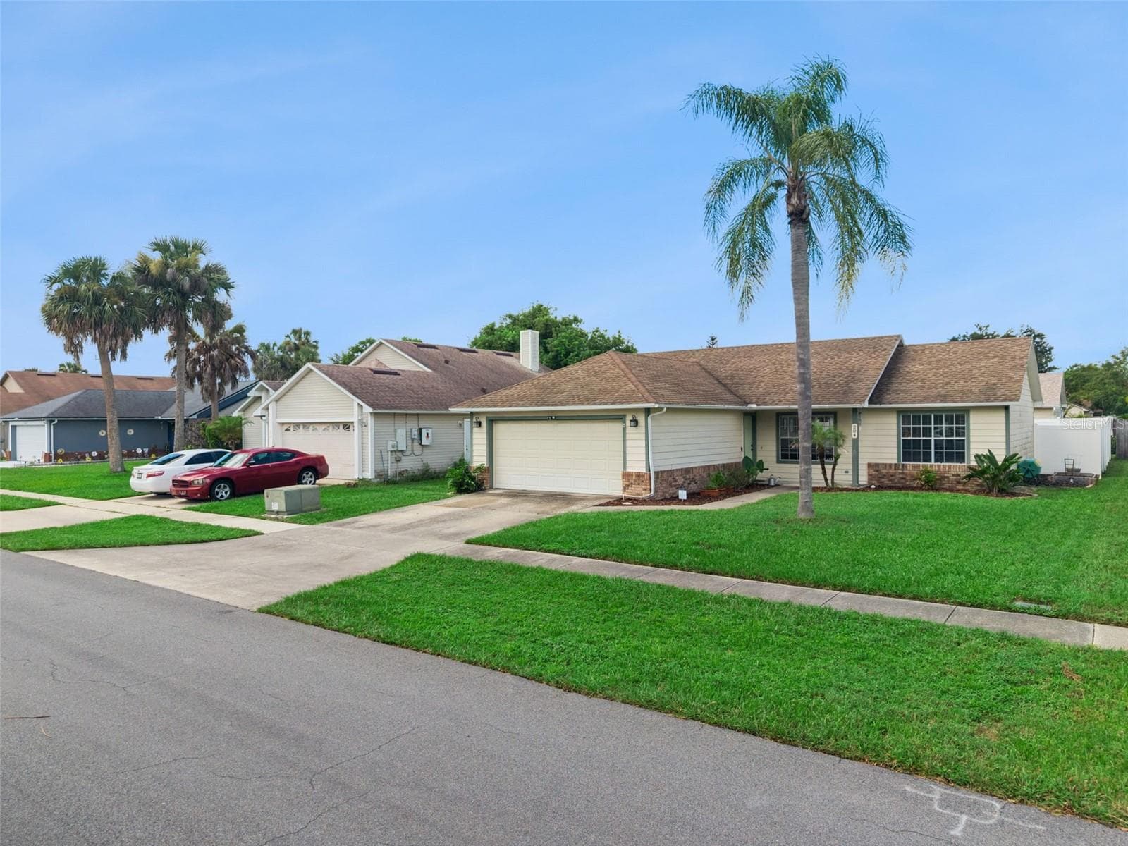 Single Family Residence at 204 S BRISTOL CIR, SANFORD, photo 4 of 43