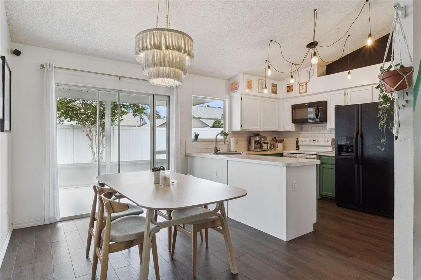 Kitchen - 204 S BRISTOL CIR, SANFORD