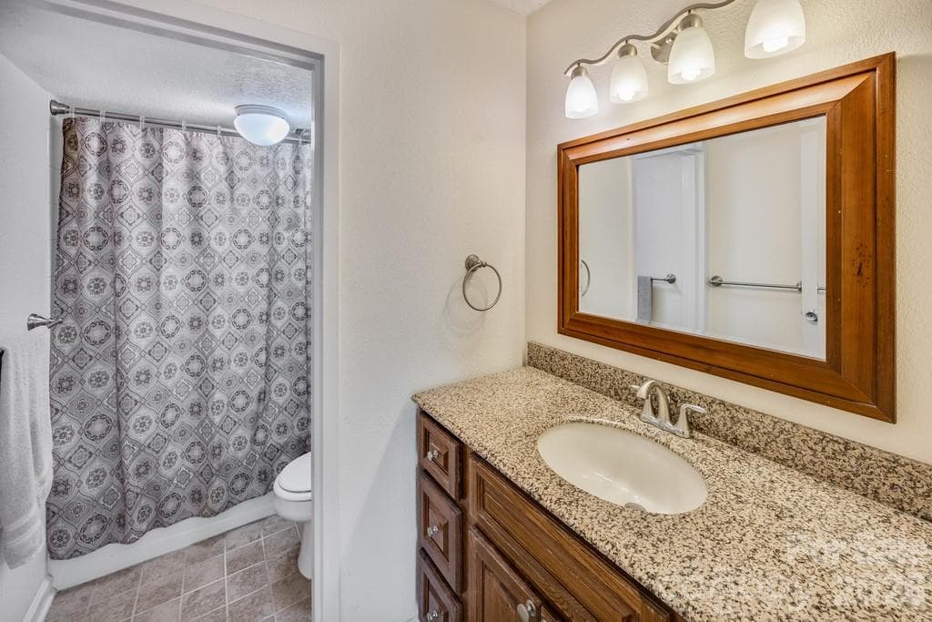 Condominium at 647 Town Mountain Road, Asheville, photo 11 of 24