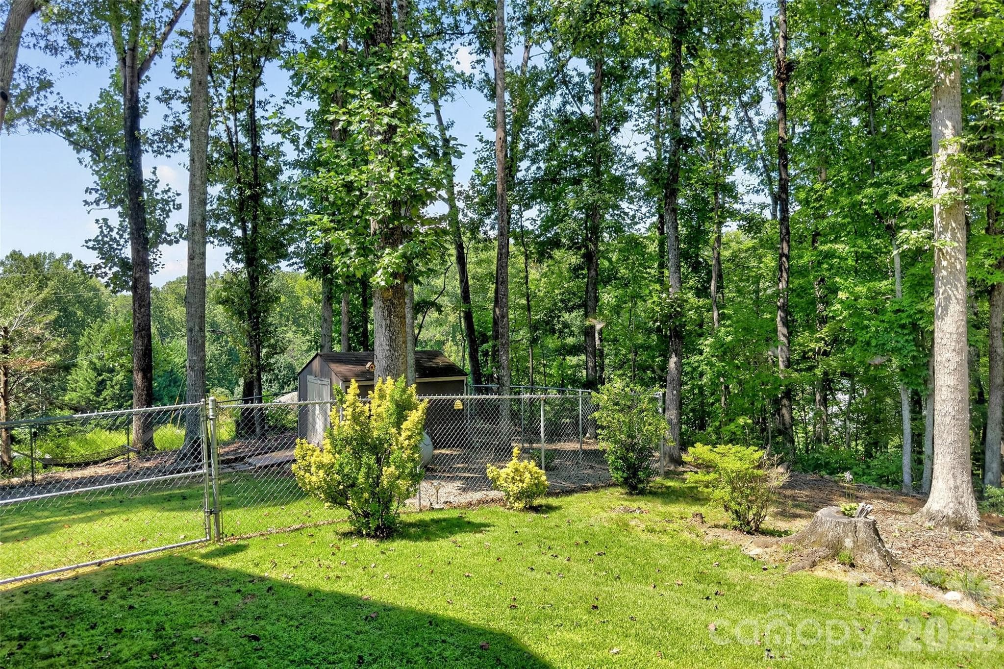 Single Family Residence at 146 Cobblestone Drive, Marion, photo 42 of 48