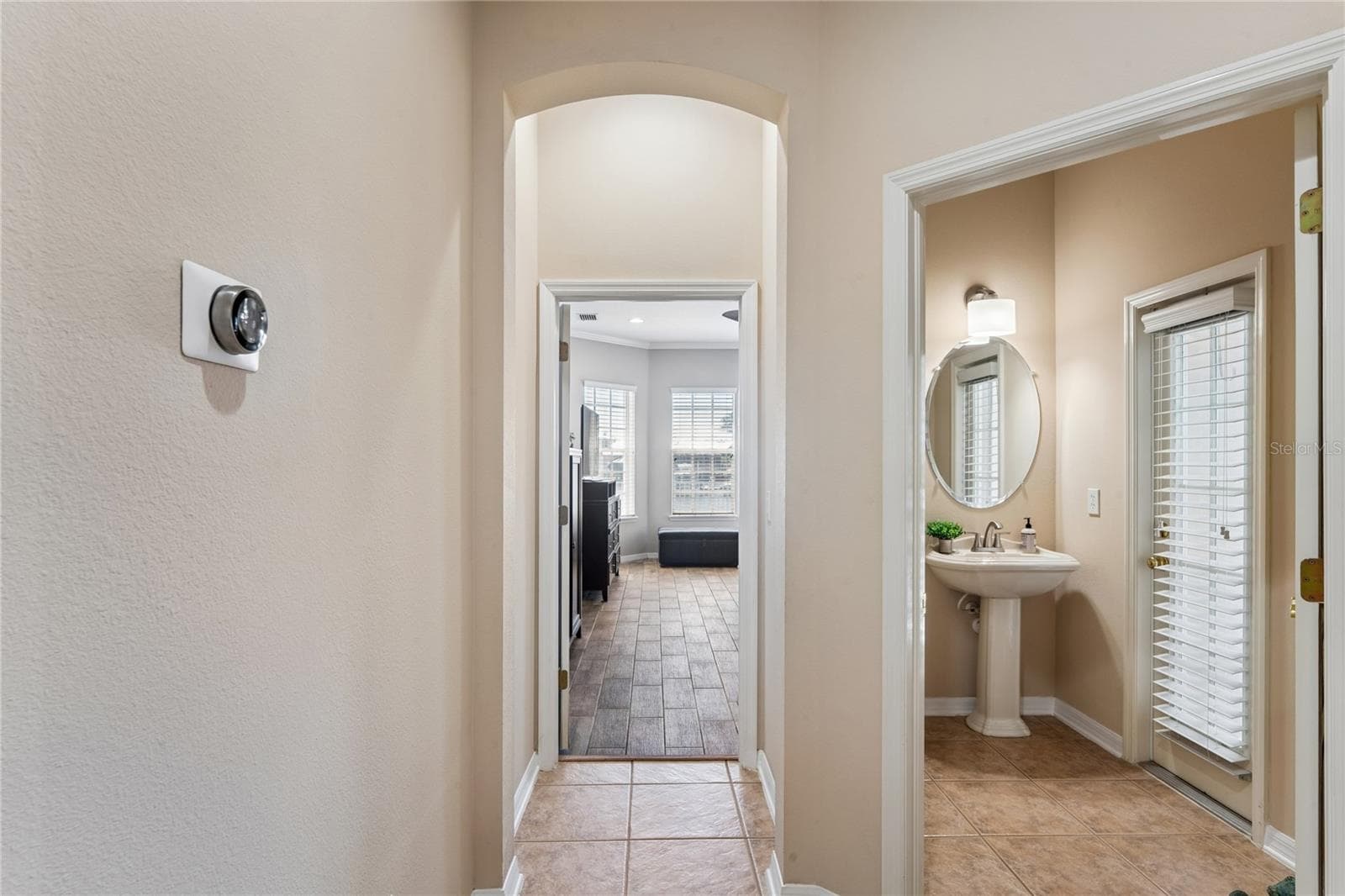 Powder Bath next to Primary bedroom - 5714 SEA TROUT PL, APOLLO BEACH