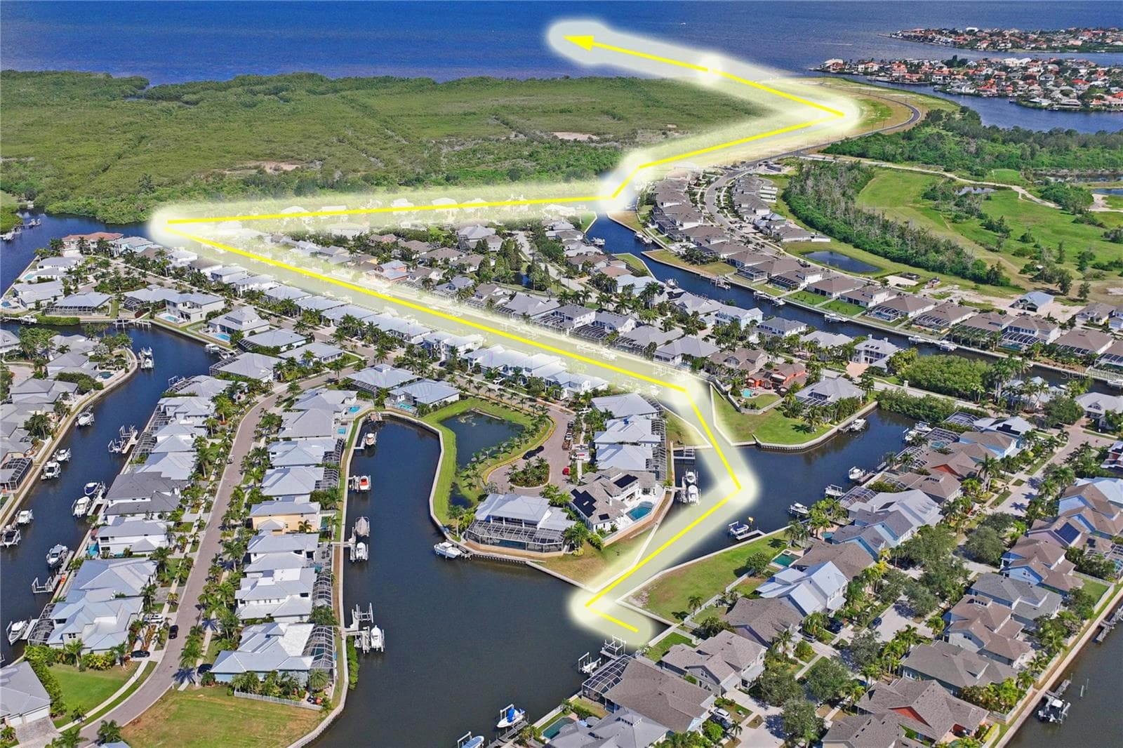 Just minutes to Direct Bay access - 5714 SEA TROUT PL, APOLLO BEACH