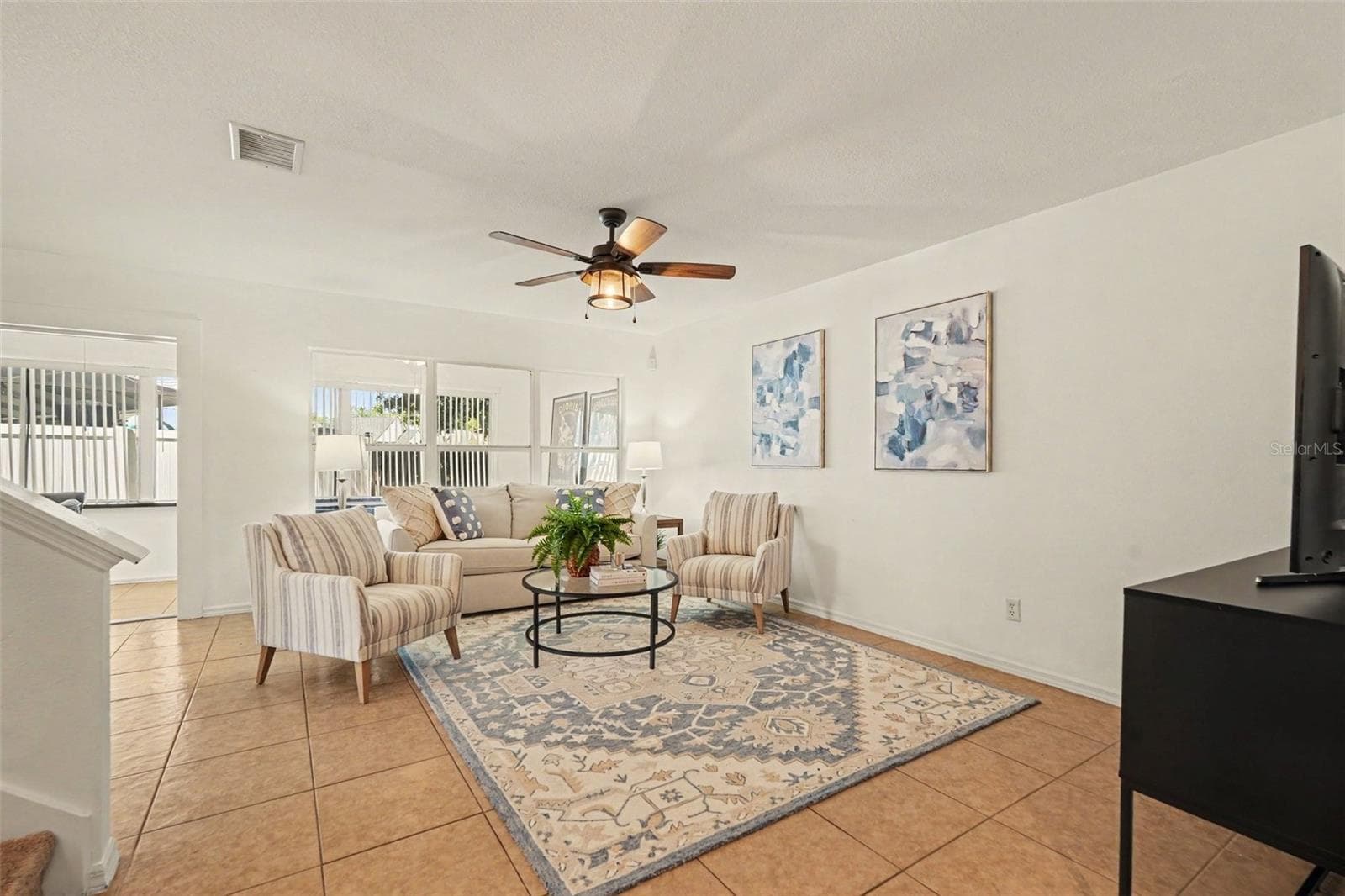 Single Family Residence at 9758 FOX HOLLOW RD, TAMPA, photo 2 of 61