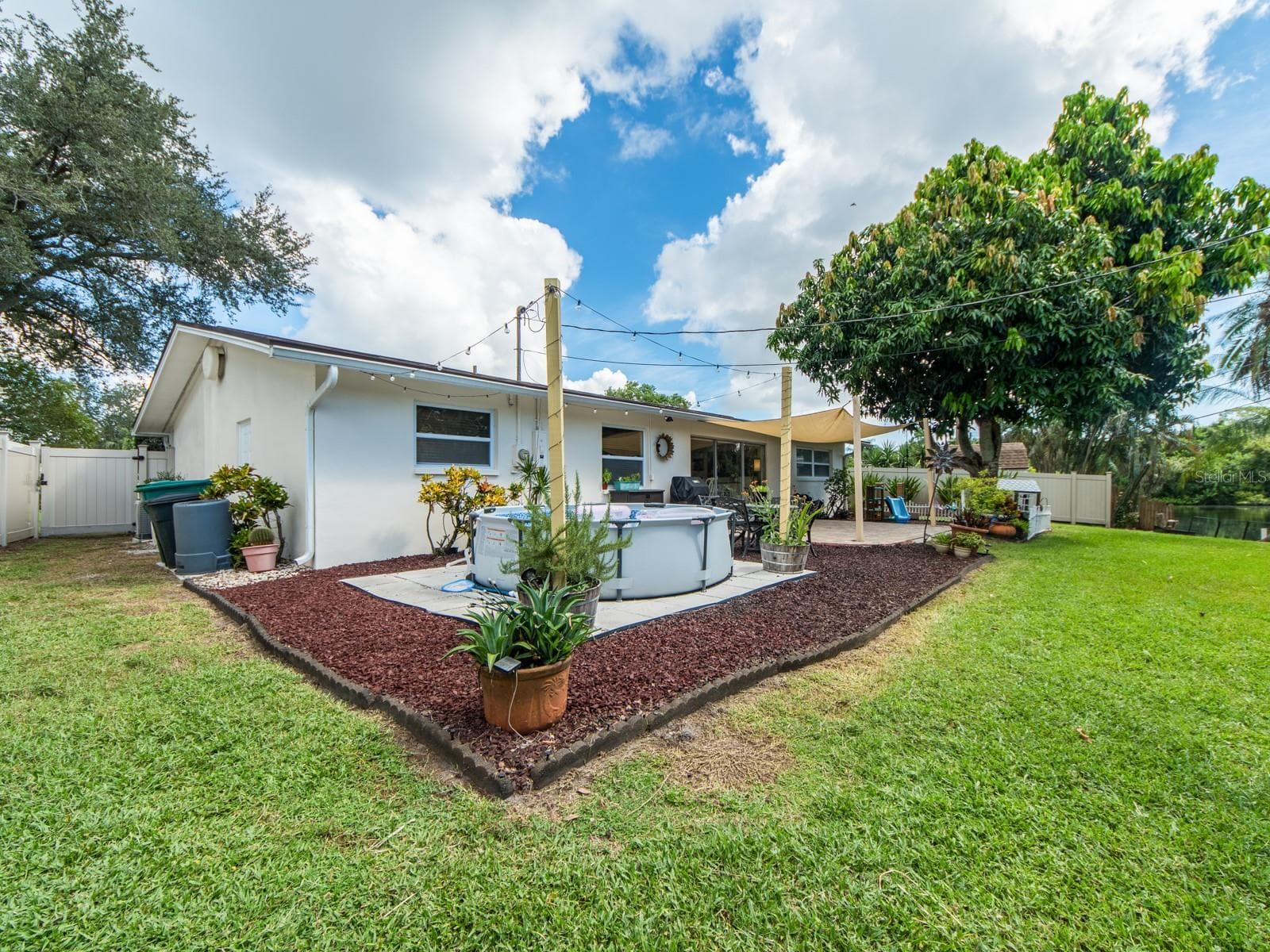 Single Family Residence at 1679 WOODRIDGE DR, CLEARWATER, photo 28 of 36