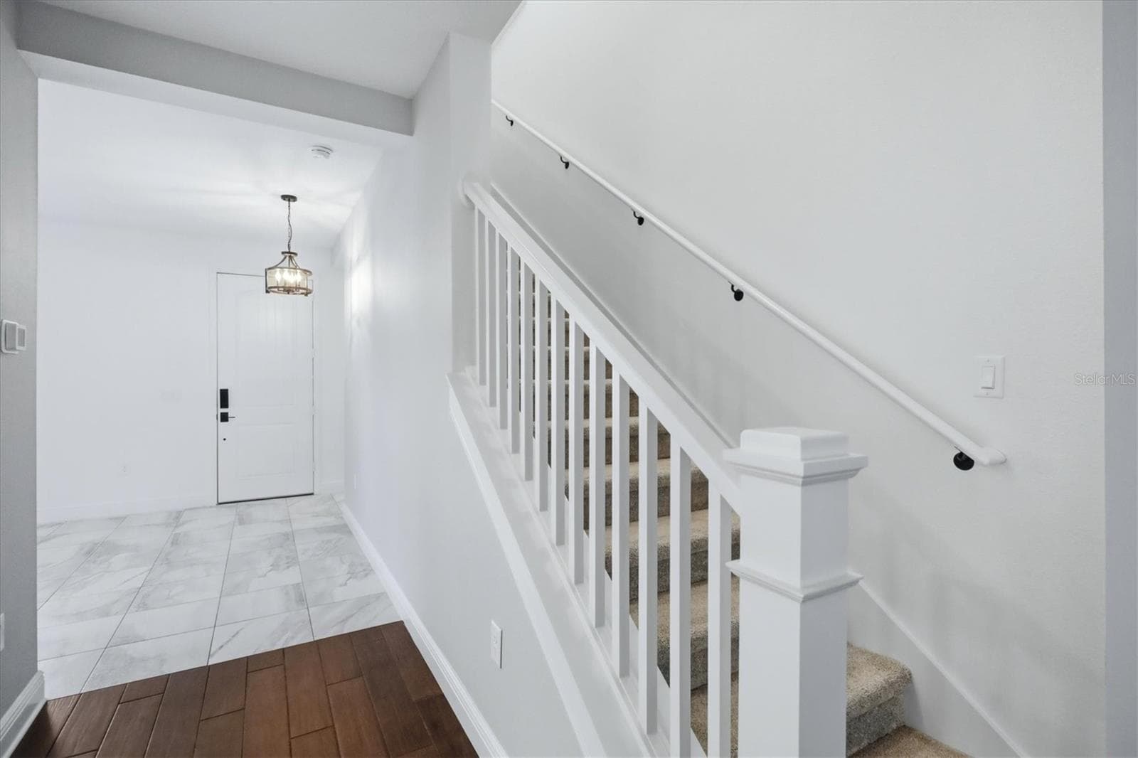Single Family Residence at 425 ARIANO AVE, NORTH VENICE, photo 24 of 54