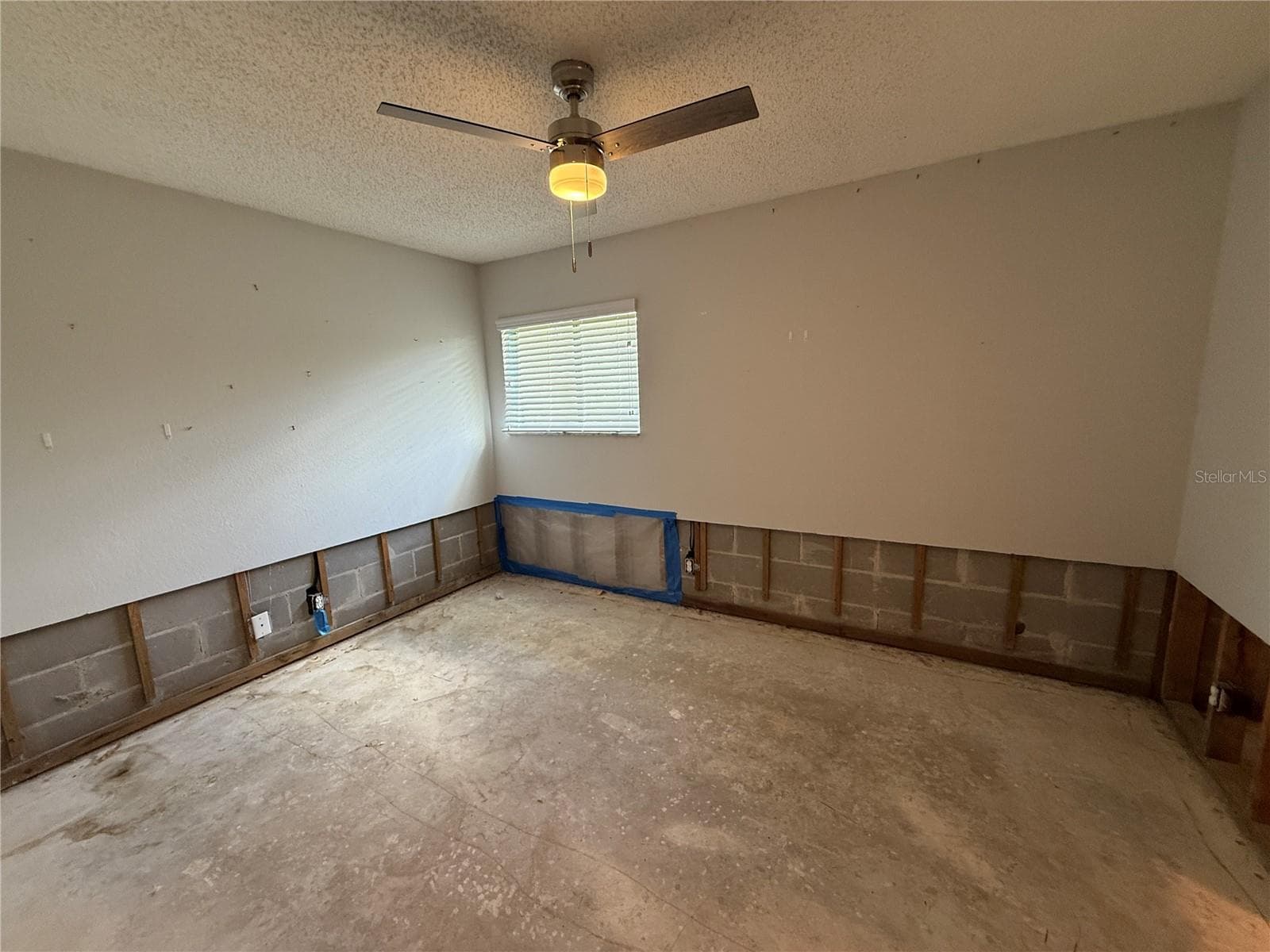 Condominium at 8649 LAKE ISLE DR #182, TEMPLE TERRACE, photo 14 of 27