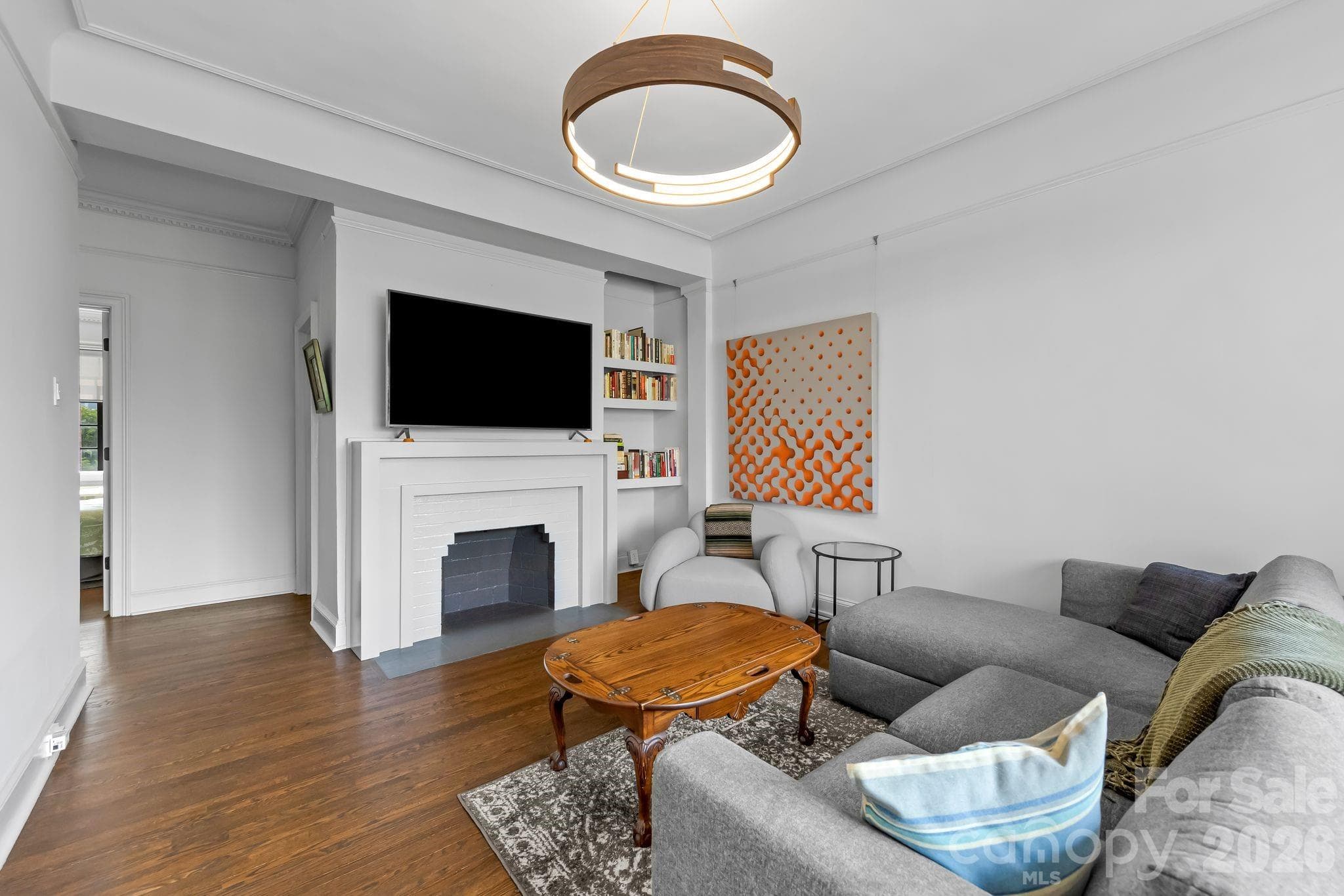 Condominium at 301 W 10th Street, Charlotte, photo 7 of 21