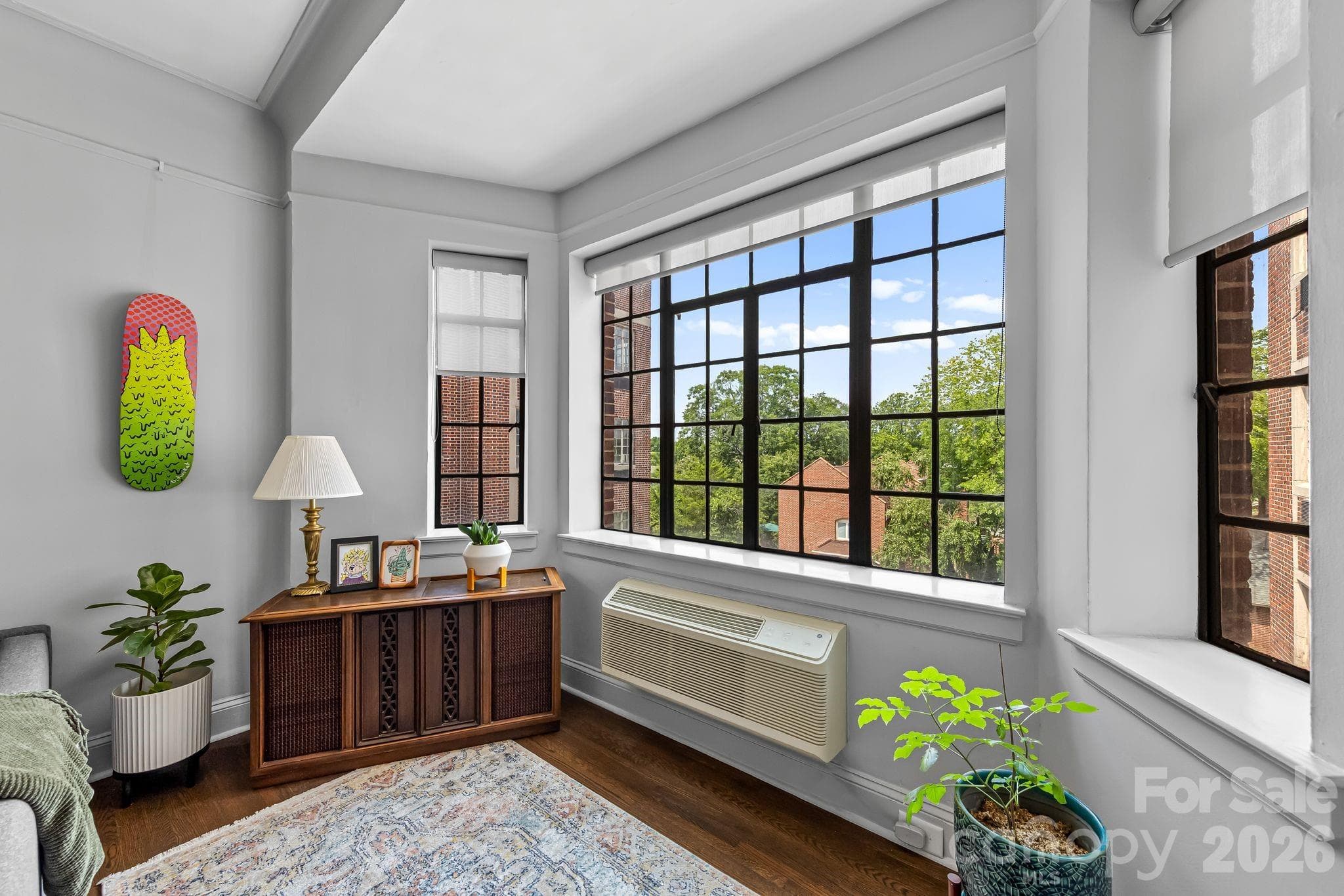 Condominium at 301 W 10th Street, Charlotte, photo 8 of 21