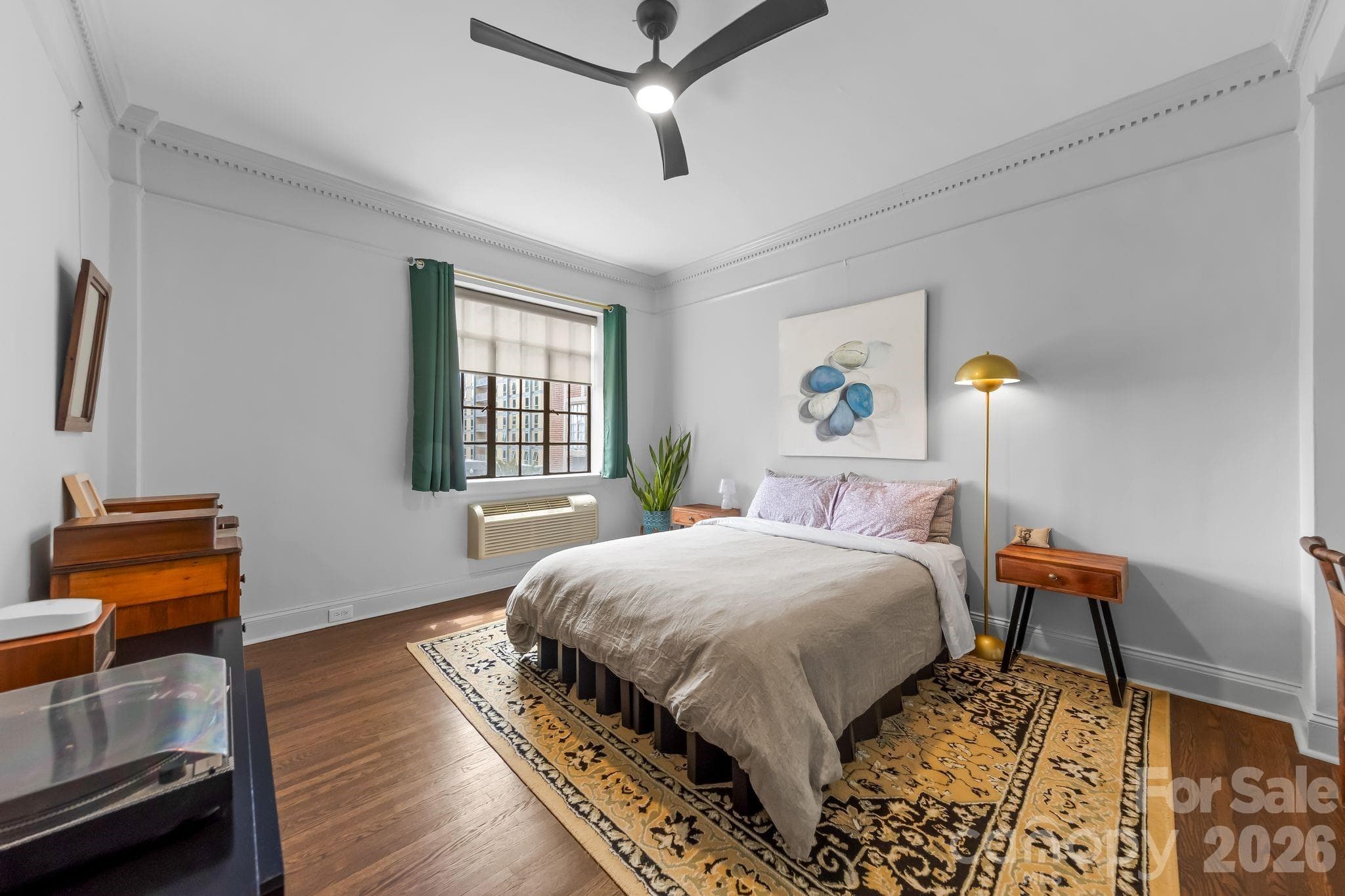 Condominium at 301 W 10th Street, Charlotte, photo 14 of 21