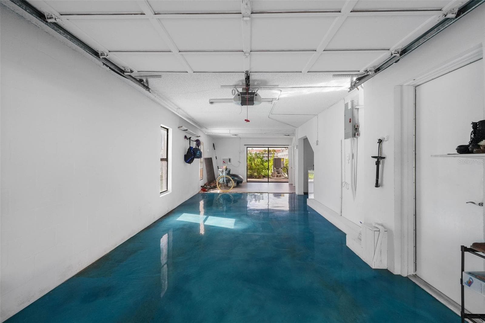 Townhouse at 12140 CAPRI CIR S, TREASURE ISLAND, photo 5 of 53