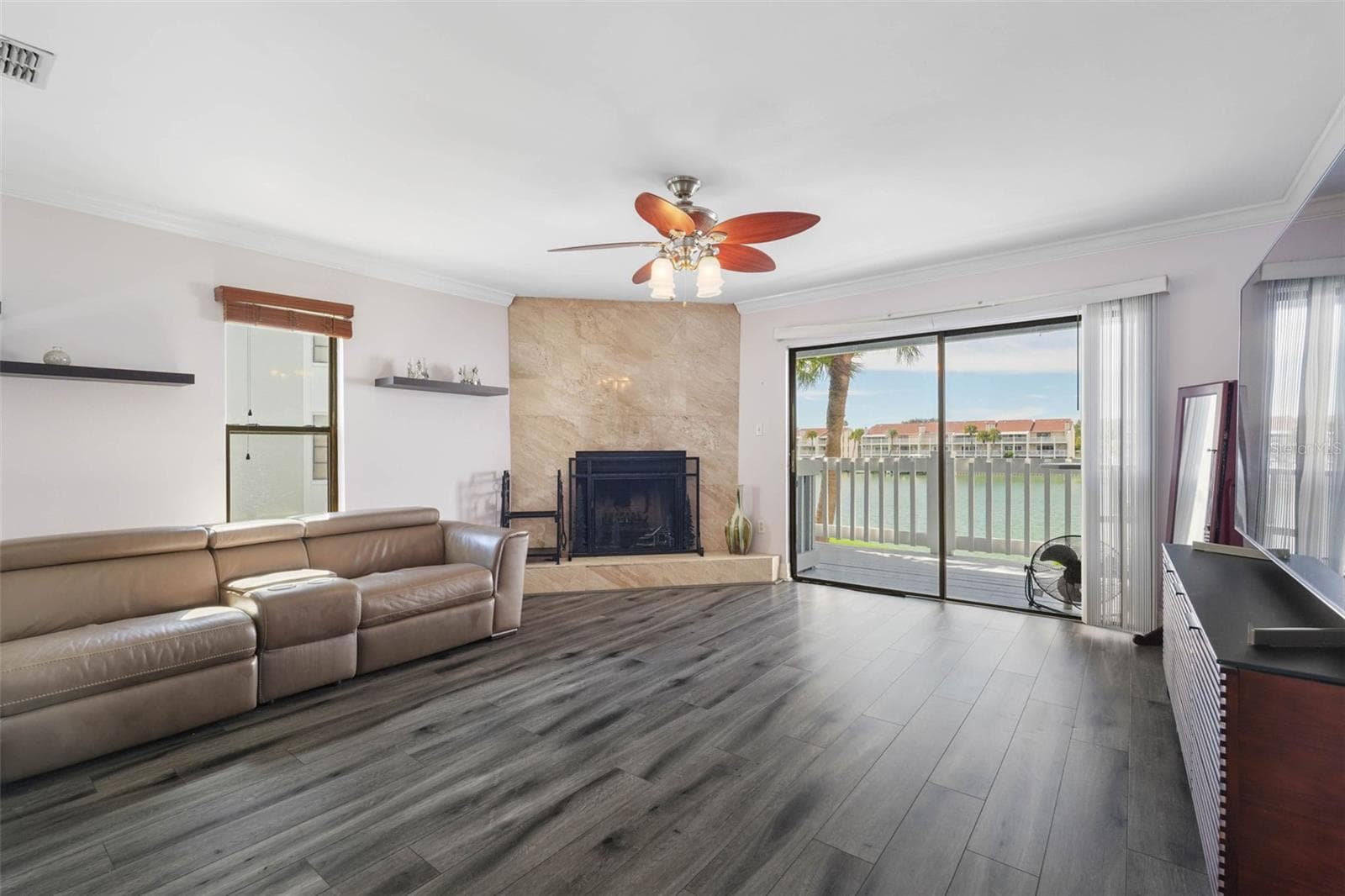 Townhouse at 12140 CAPRI CIR S, TREASURE ISLAND, photo 8 of 53