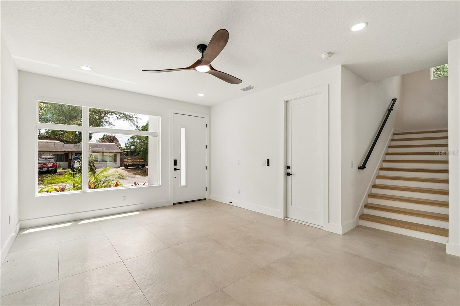 Single Family Residence at 5406 N PERSHING PL, TAMPA, photo 14 of 69