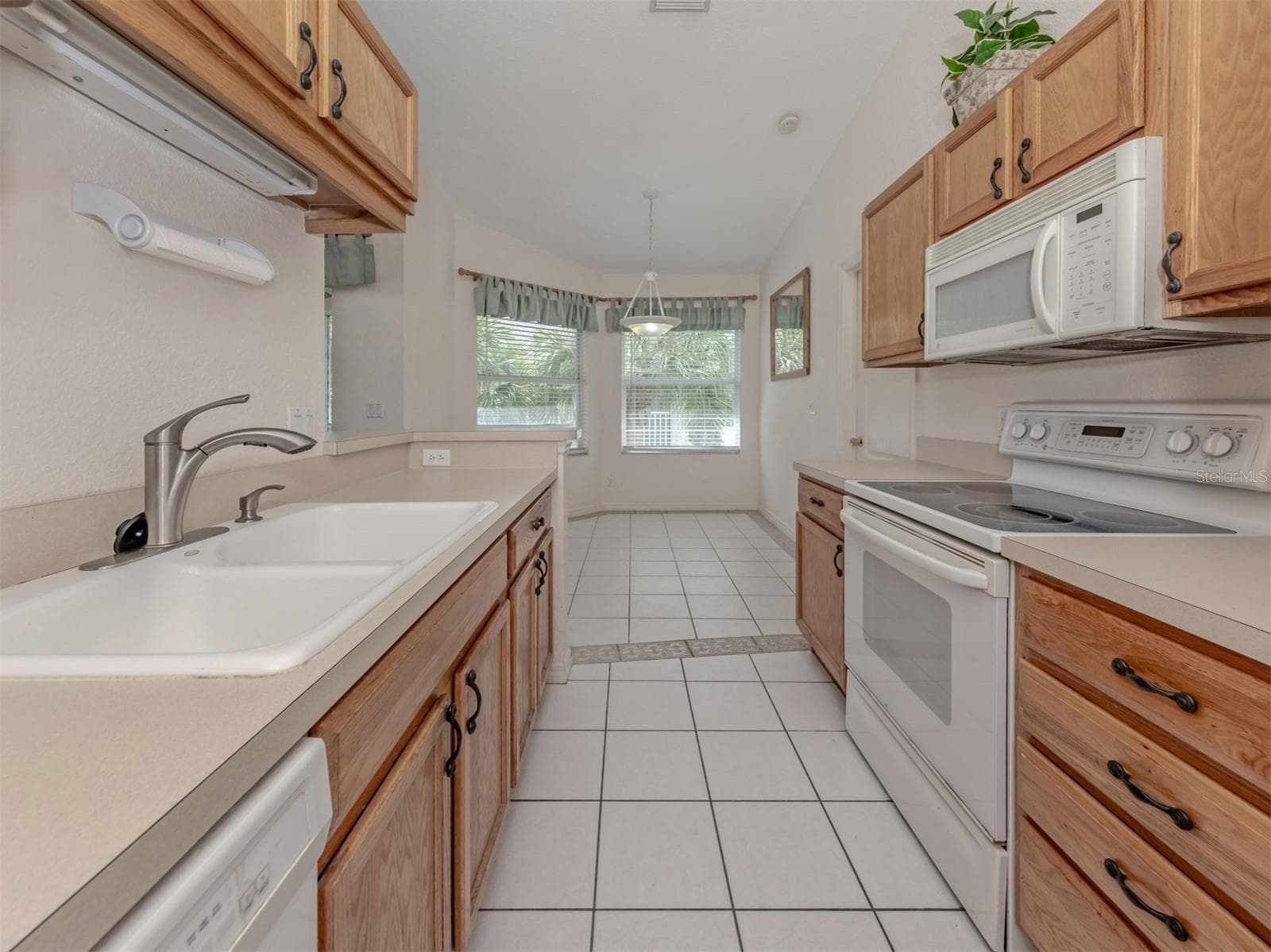 Condominium at 503 AUBURN LAKES CIR #503, VENICE, photo 12 of 61