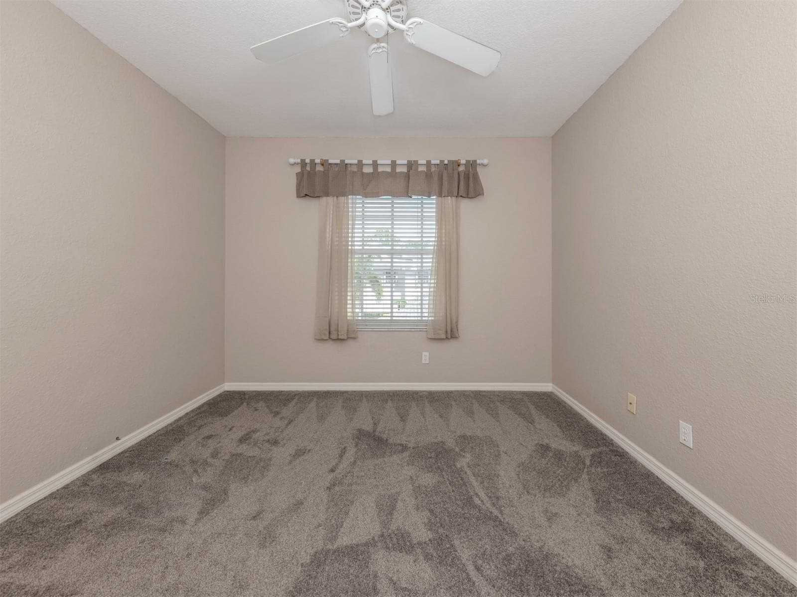 Library - 503 AUBURN LAKES CIR #503, VENICE